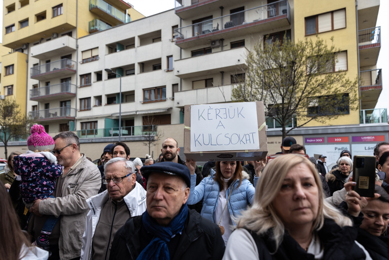 Tovább tart a huzavona a főváros legnagyobb és legbotrányosabb lakásépítése körül
