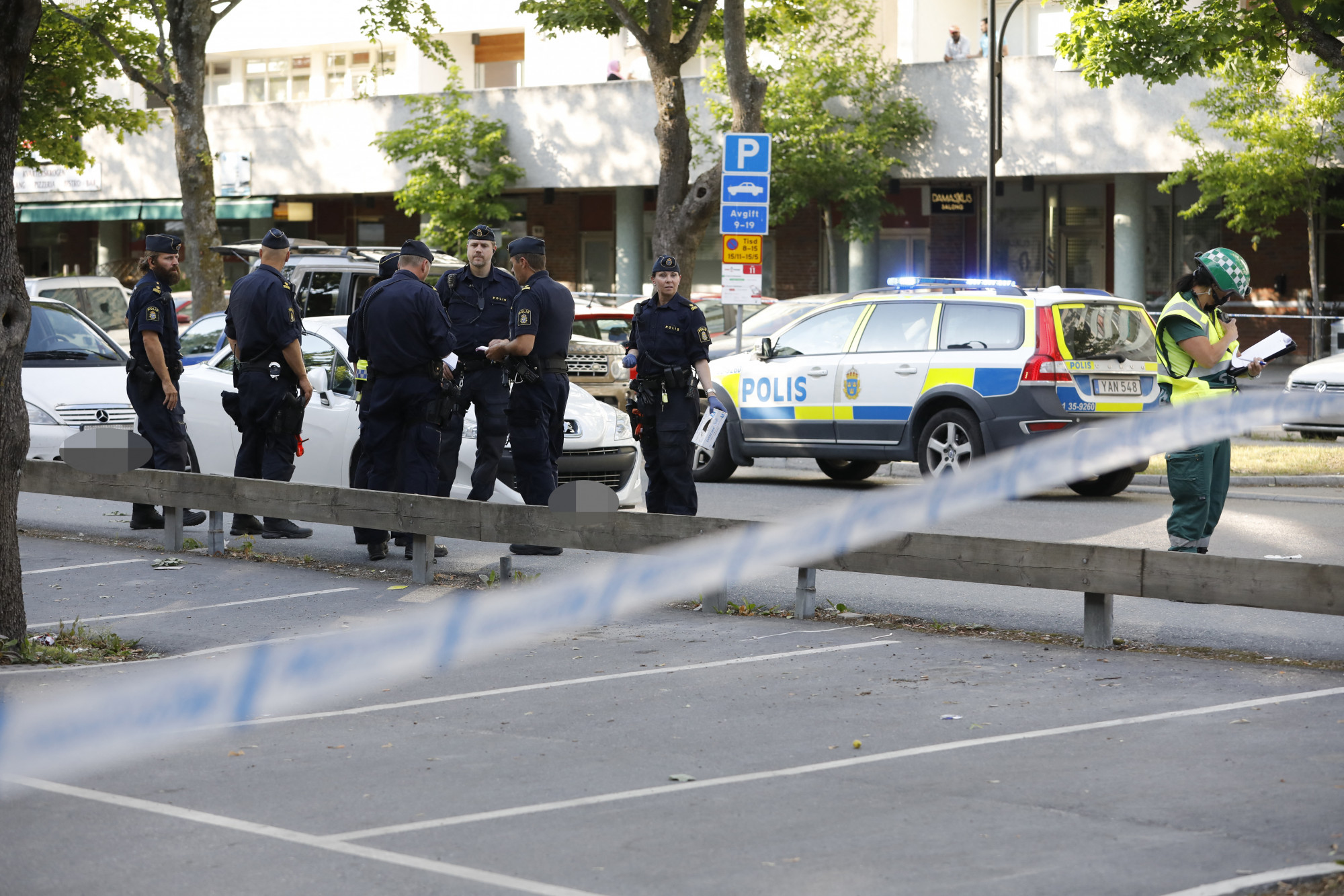 Svédországban megtiltották a civileknek a golyóálló mellény viselését