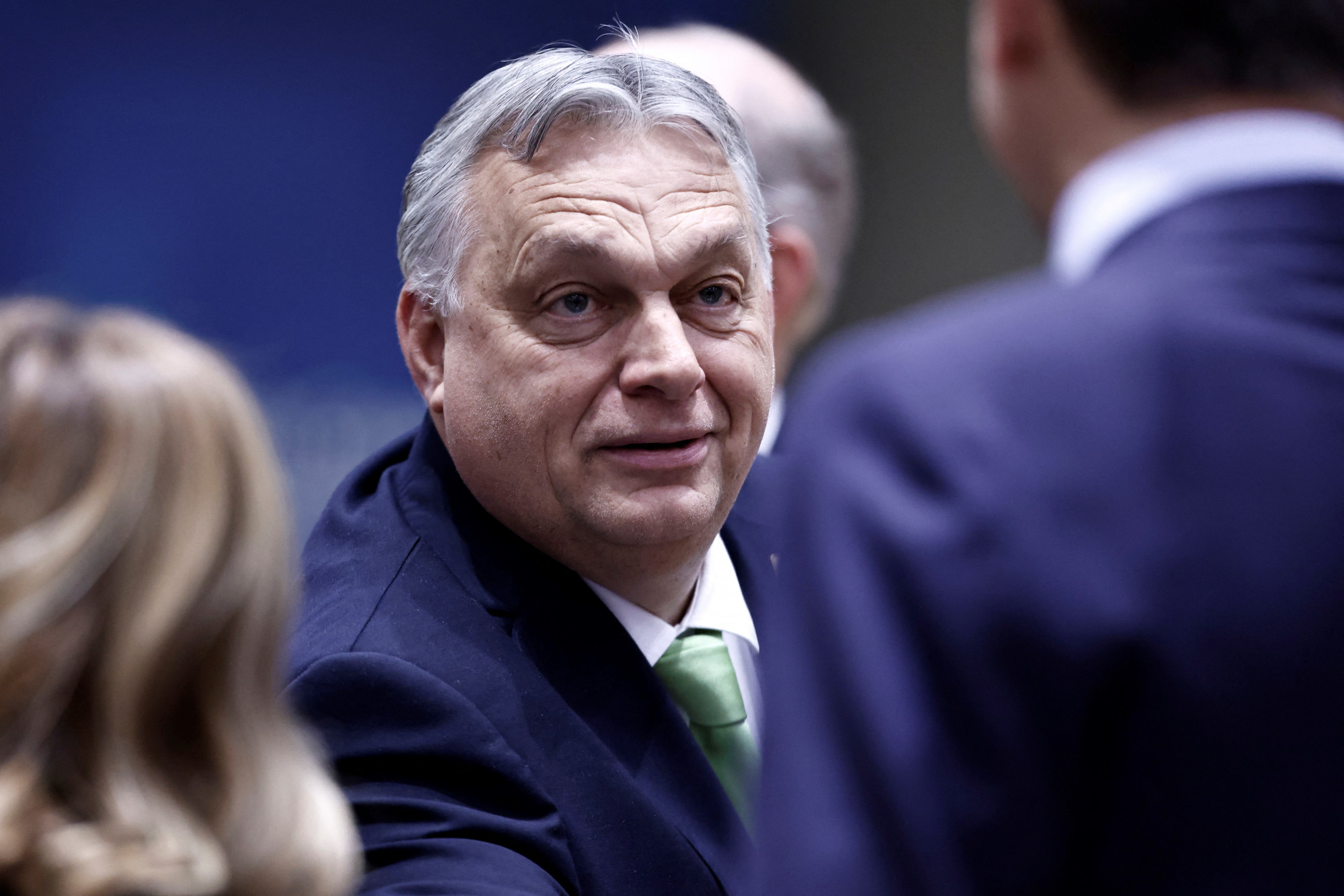 „Orbán sem kerülheti el a kis államok vezetőinek sorsát”