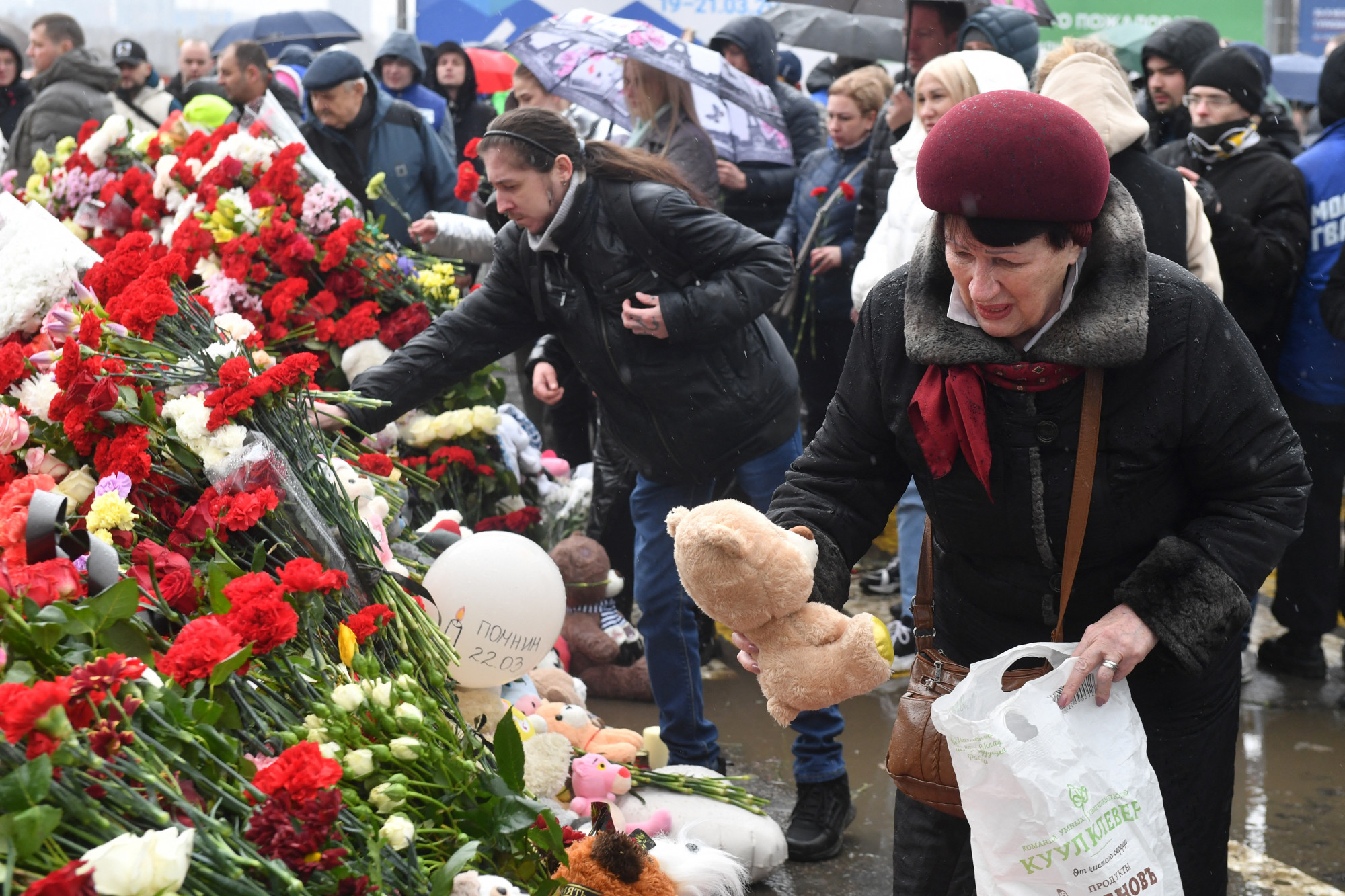 Újabb videókat tett közzé az Iszlám Állam a moszkvai terrortámadásról