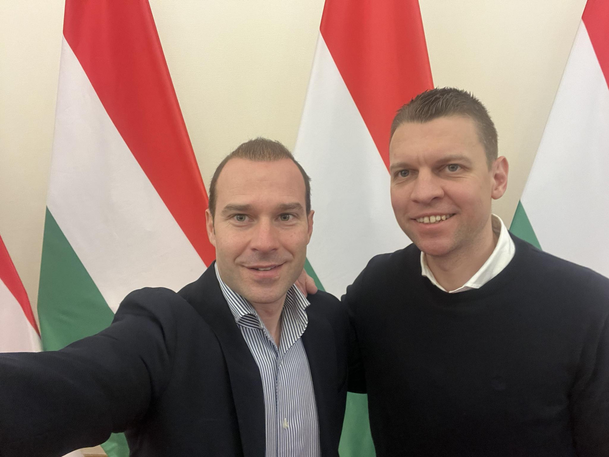 Menczer Tamás lesz Hollik István helyett a Fidesz kommunikációs igazgatója