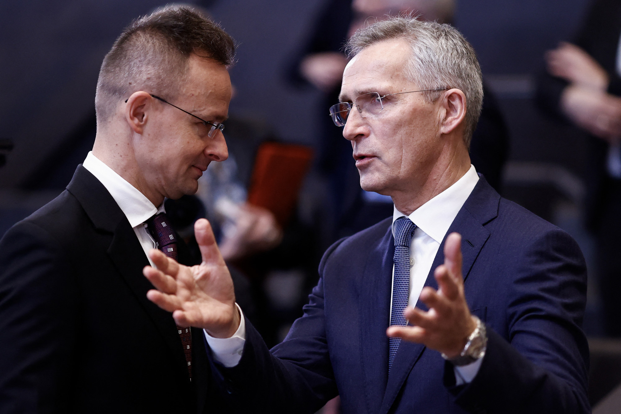 Orbán most a NATO-t próbálja blokkolni, kitehetik Magyarországot a kelet-európai biztonsági együttműködésből