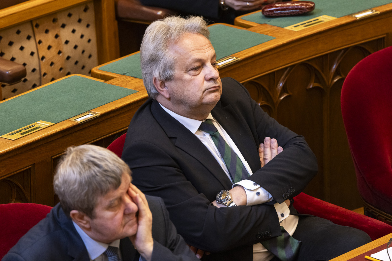 Kellő elhivatottsággal rendelkezők előtt megnyitjuk a honvédség kapuit – válaszolta az államtitkár arra a kérdésre, hogyan állhatnának büntetett előéletűek katonának