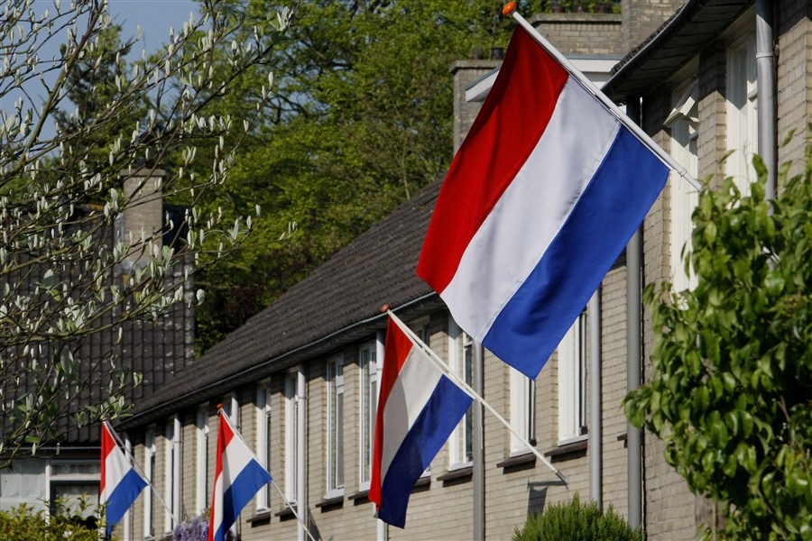 Hollandia vasárnap elővigyázatosságból bezárja teheráni nagykövetségét