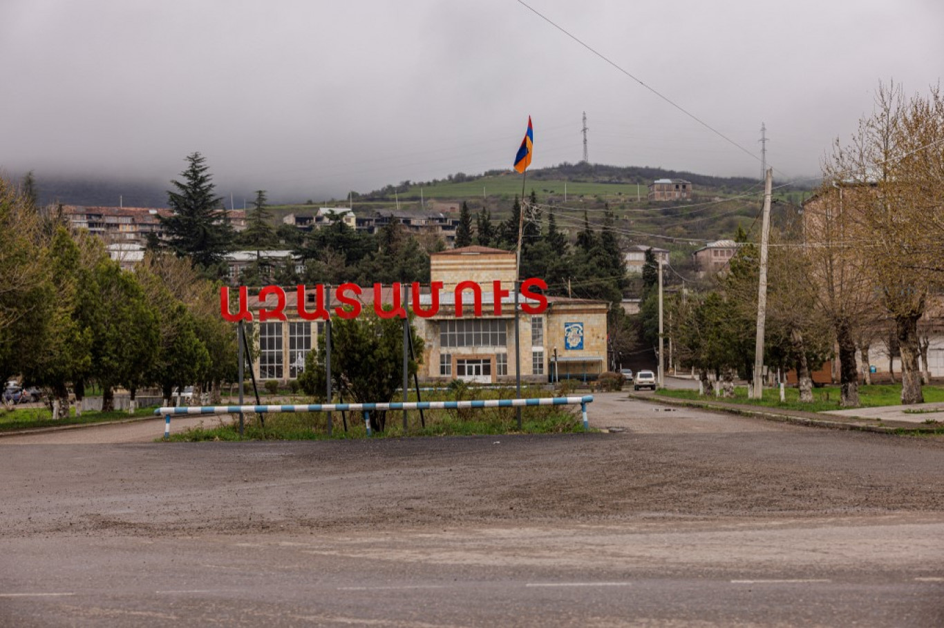Örményország négy falut is odaad Azerbajdzsánnak