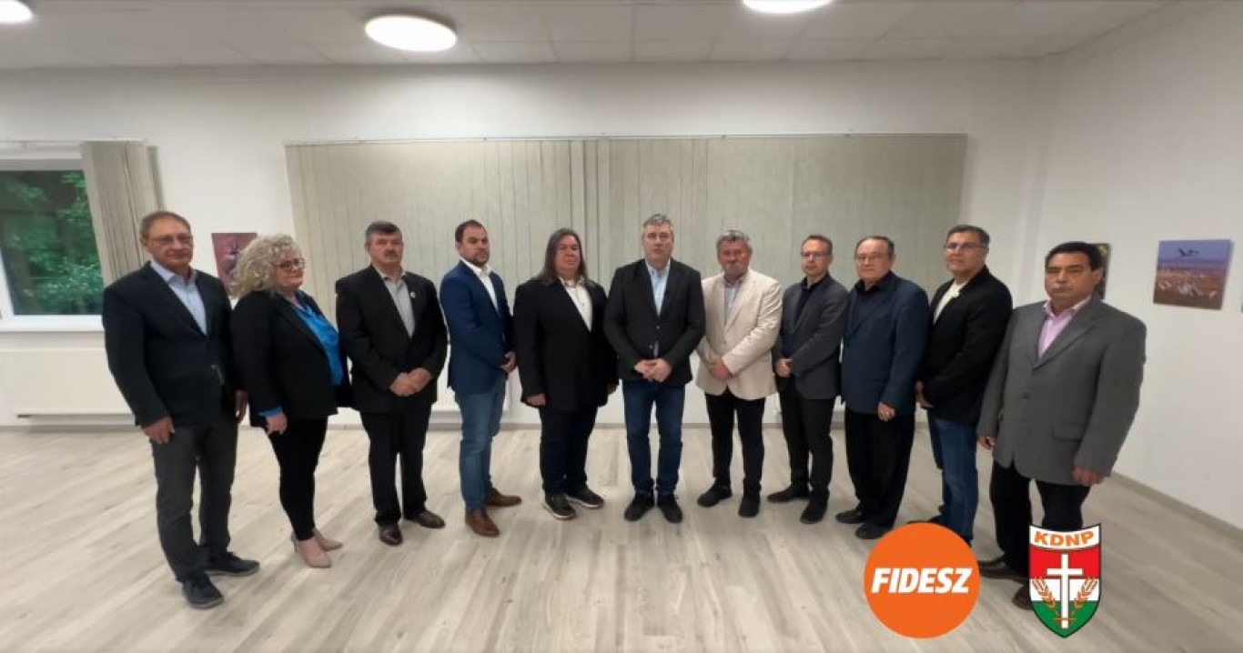 Évtizedes rutin + fiatalos lendület: elkészült az év eddigi legerősebb jelöltbemutató videója