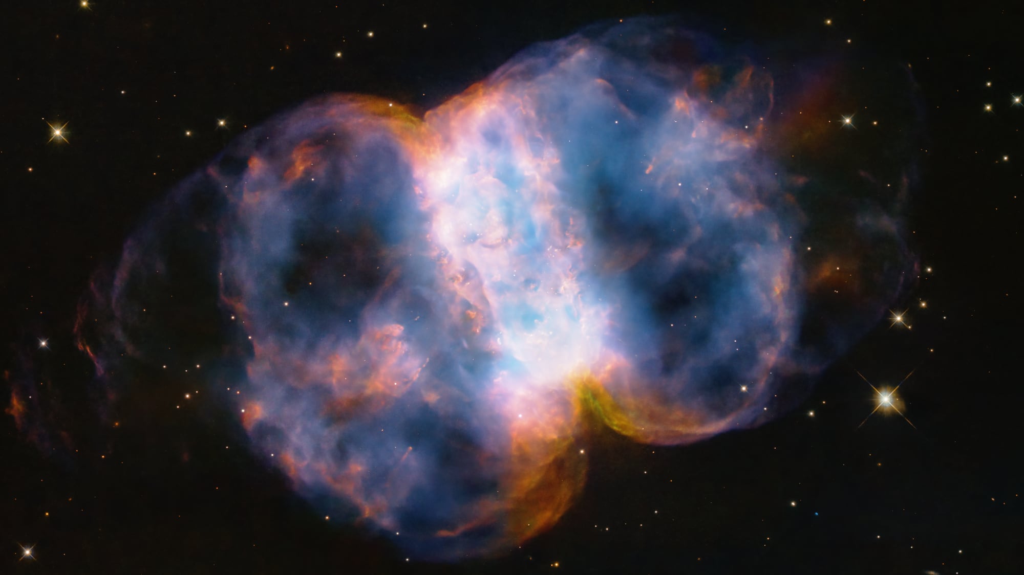 Lenyűgöző fotóval ünnepli 34 éves születésnapját a NASA legendás űrteleszkópja, a Hubble