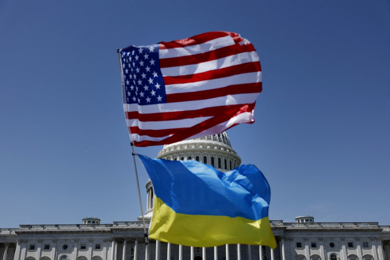 A 61 milliárdos csomag átment, de az amerikai politika megosztottsága így is veszélyezteti Ukrajna támogatását