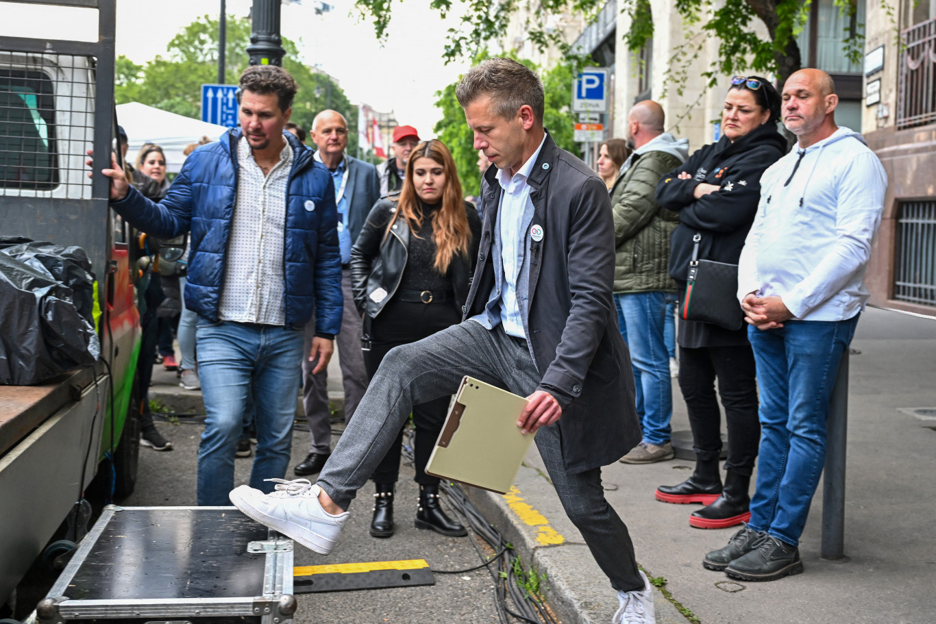 Sokan a politikai rendszer totális katasztrófájaként fogják megélni, ami a választás után Budapesten jön