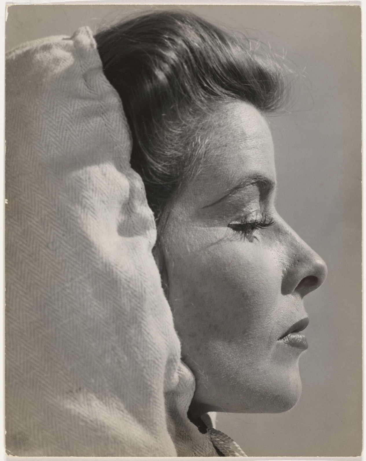 Munkácsi Márton / Martin Munkácsi (1896–1963), Katharine Hepburn 1939 Zselatinos ezüst nagyítás, 34 × 27 cm,Virginia Museum of Fine Arts
