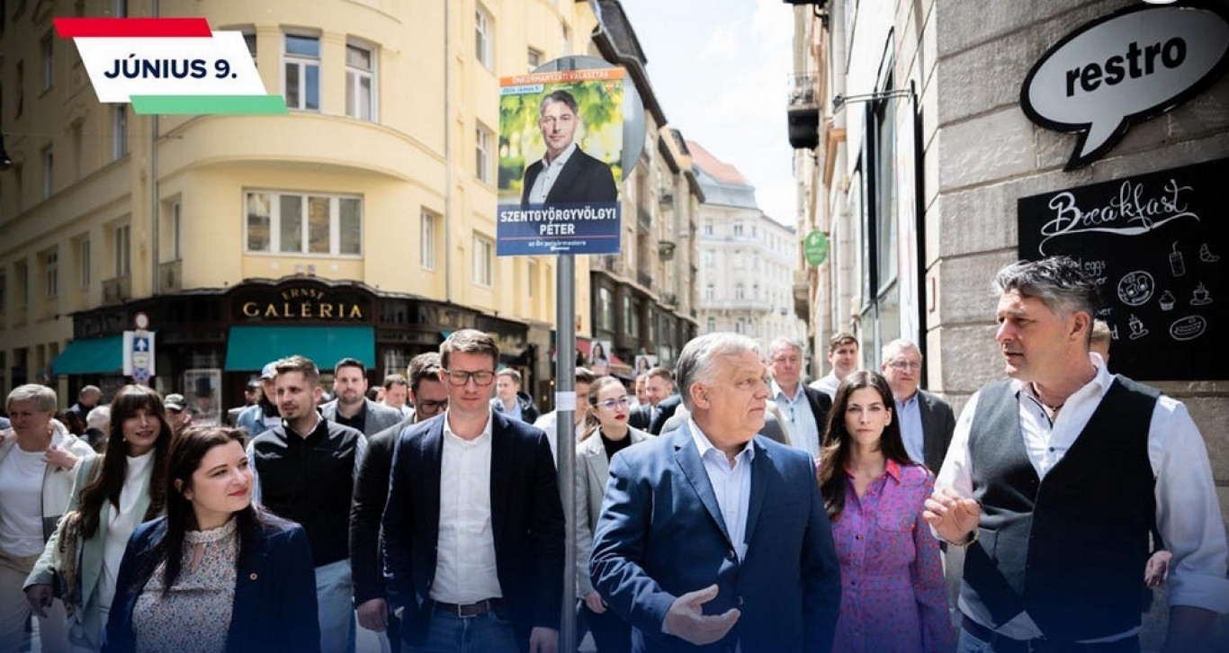 Senki sem kampányol úgy Szentkirályi Alexandrának, mint Orbán Viktor