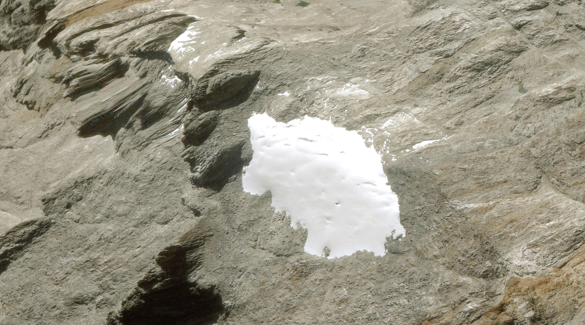 A Humboldt (La Corona) jégmező a Pico Humboldt csúcs oldalában