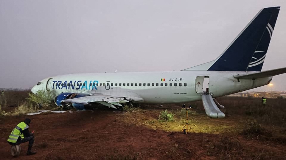 Felszállás közben lezuhant egy Boeing Szenegálban