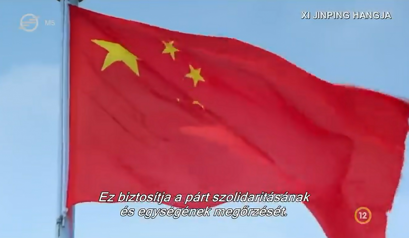 Itt tart Orbán antikommunizmusa: a Kínai Kommunista Párt propagandáját nyomja a magyar köztévé