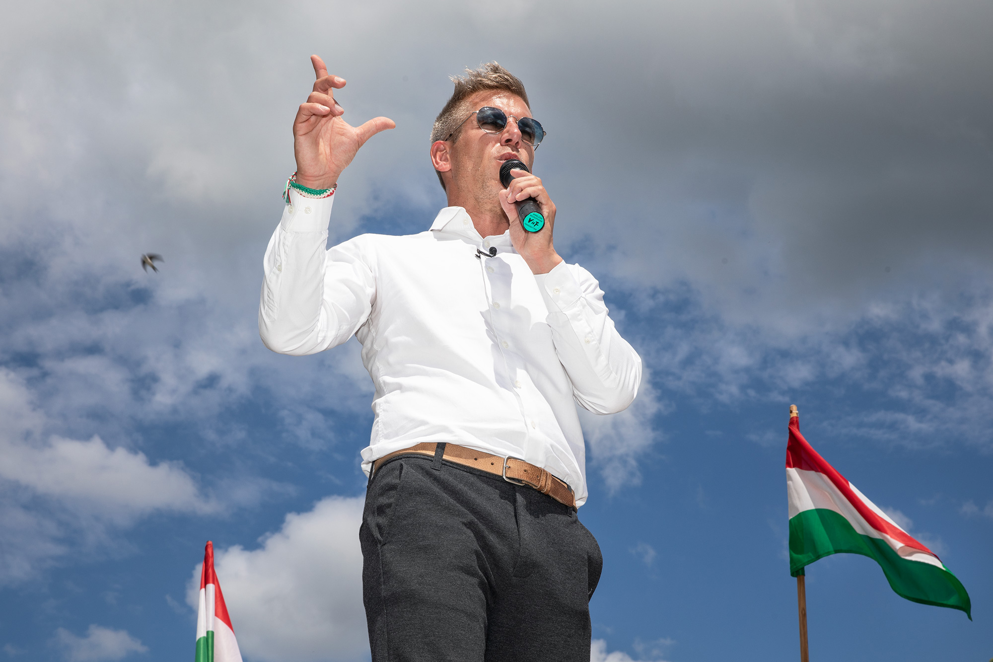Magyar tüntetést szervez a köztévé választási vitájának helyszínére