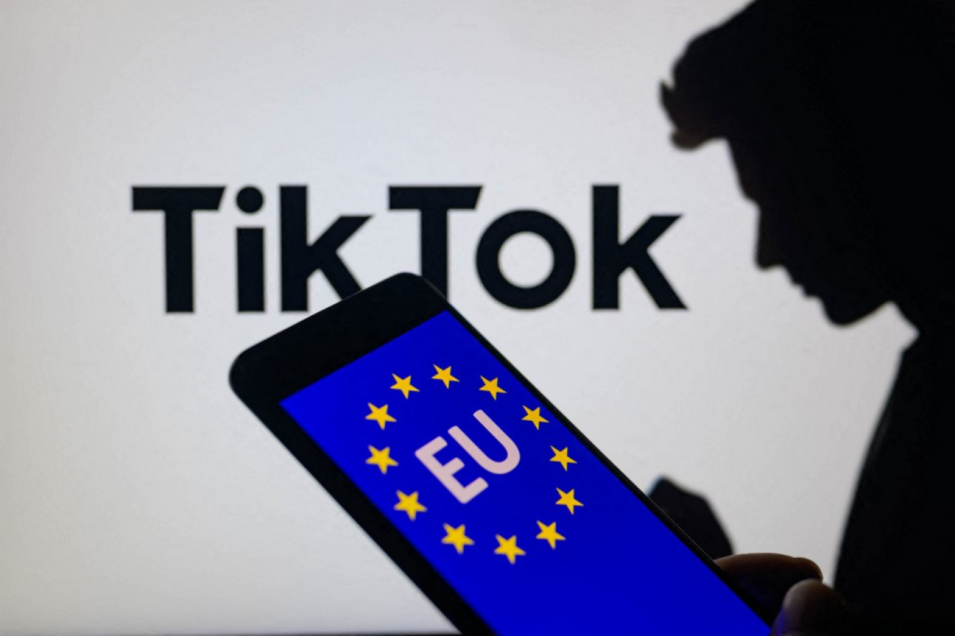 Se kiköpni, se lenyelni nem tudja az Európai Unió a TikTokot, használni viszont minden aggály ellenére elég sokan szeretik