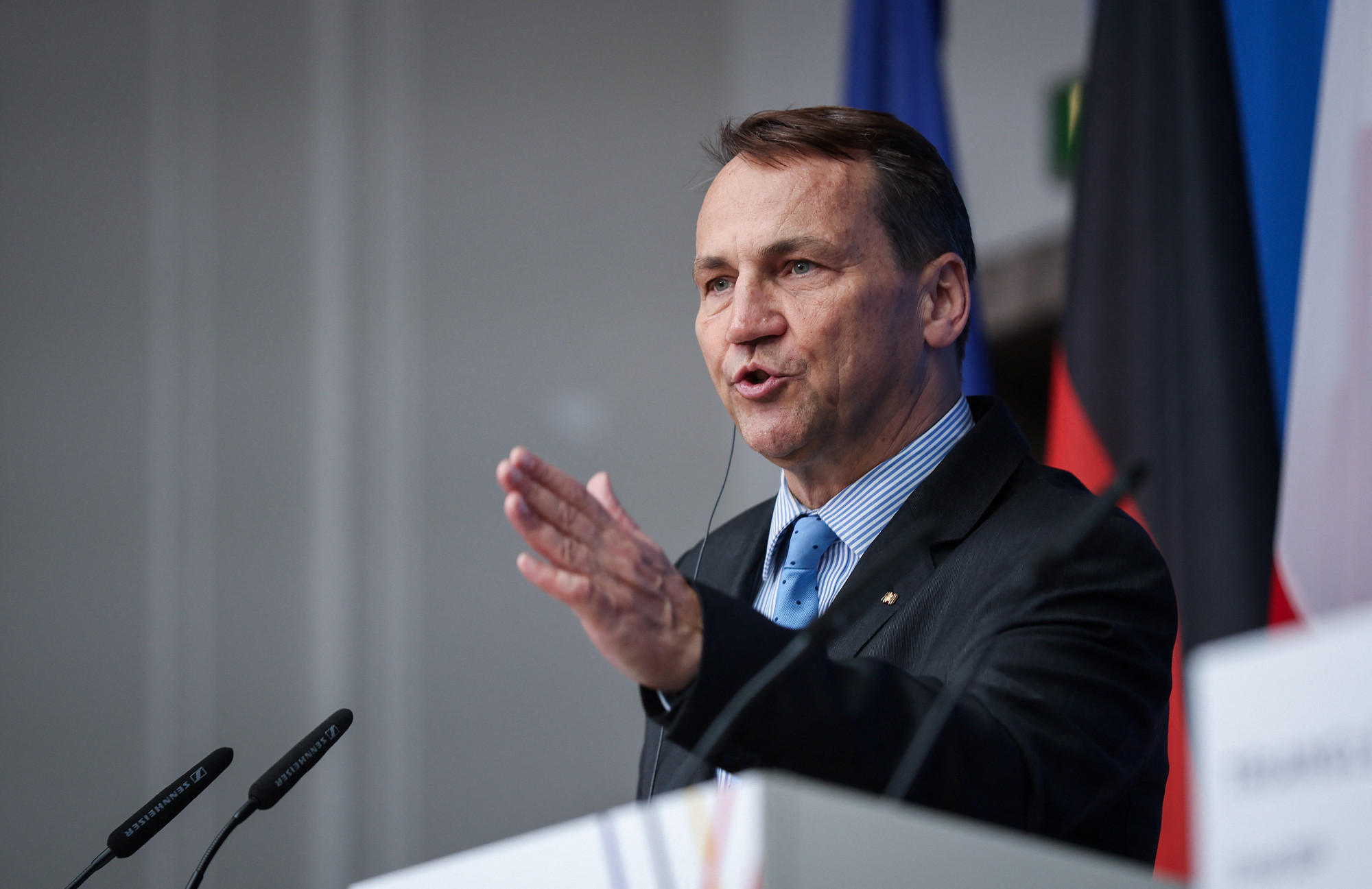 A lengyel külügyminiszter szerint az oroszok beférkőztek a PiS-be