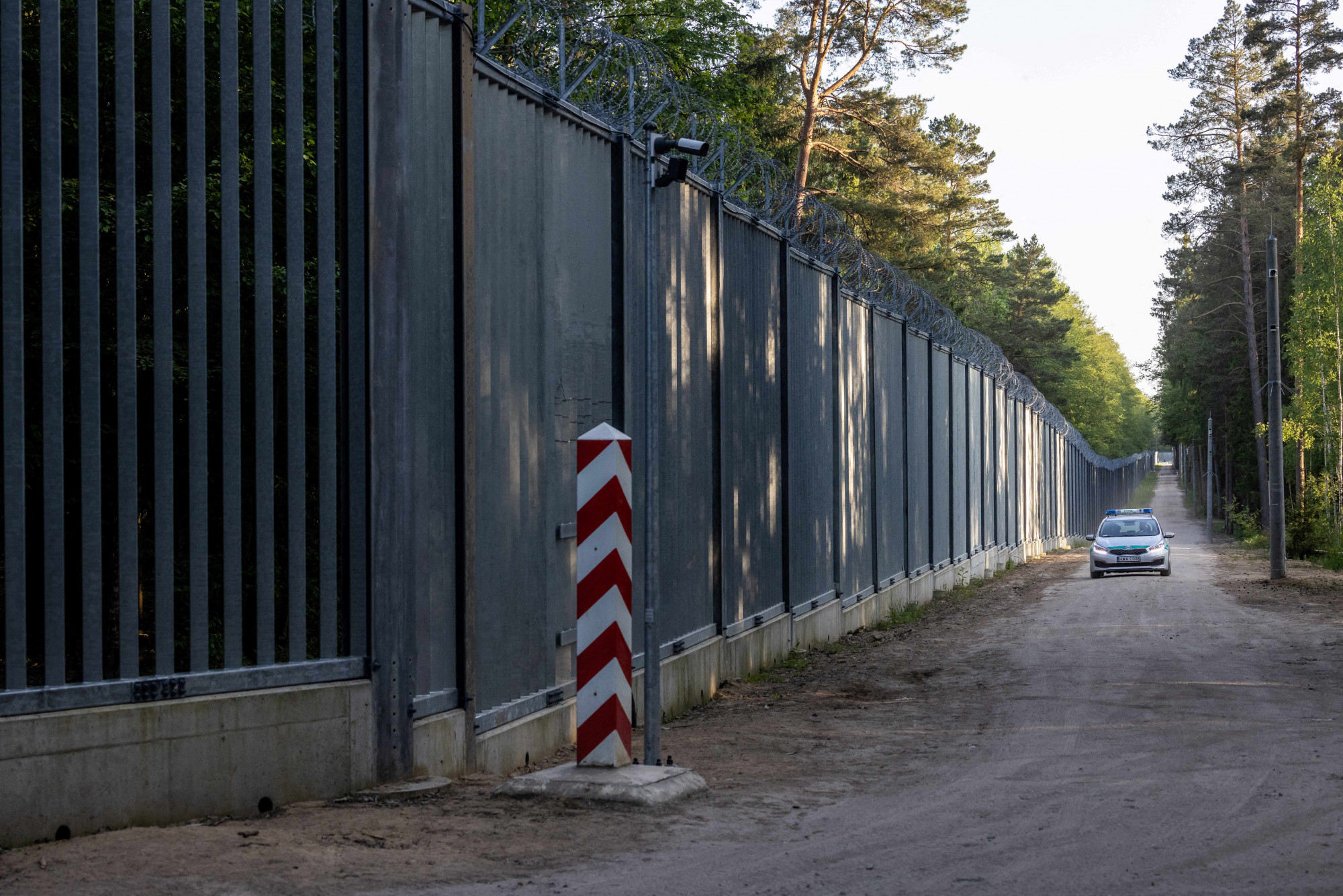 Lengyel katonát késelt meg egy illegális bevándorló a lengyel–belarusz határon