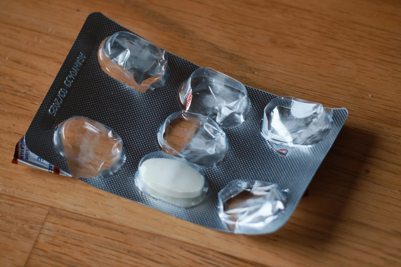 Szennyeződött egy magyar antibiotikum, kivonja a gyógyszerhatóság