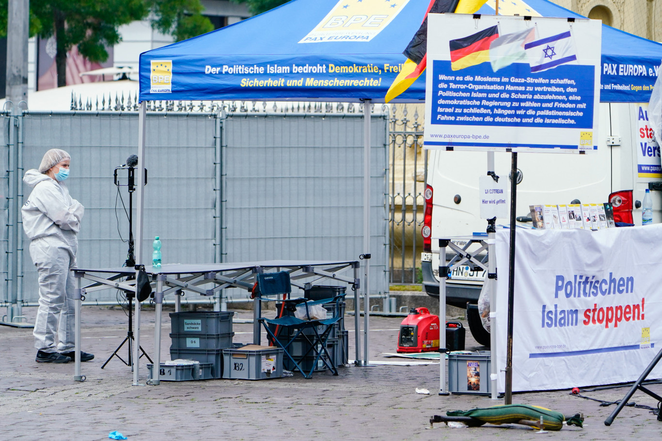Iszlámellenes aktivistákat késeltek meg Mannheimben