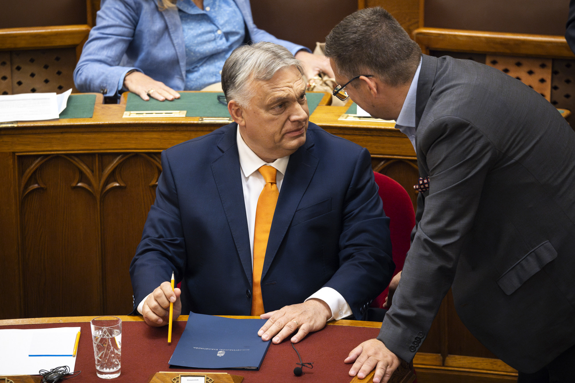 Letartóztatták Seszták Miklóst