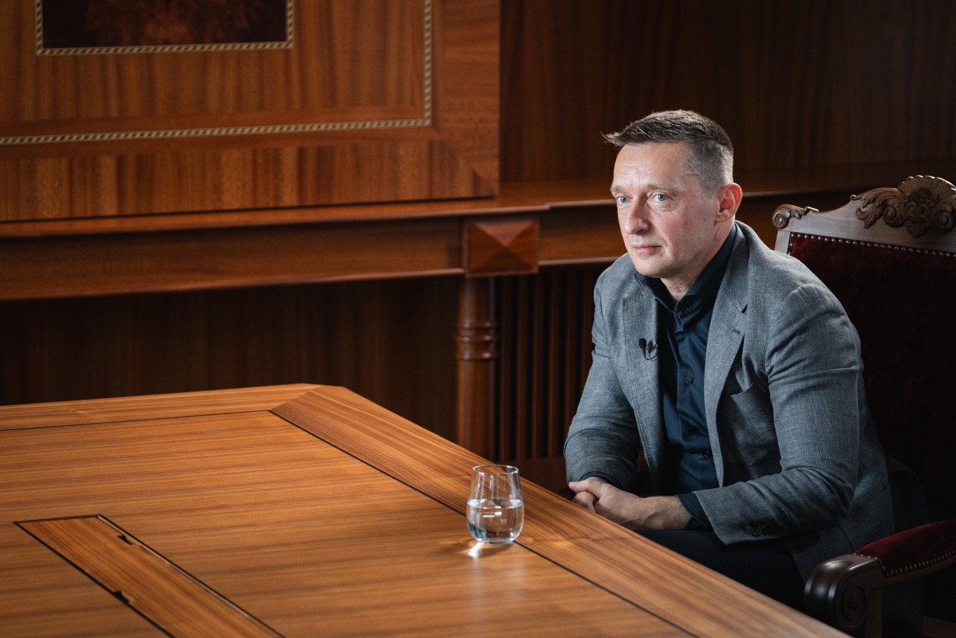 Pintér Sándortól Rogán Antalhoz kerül a személyiadat- és lakcímnyilvántartás