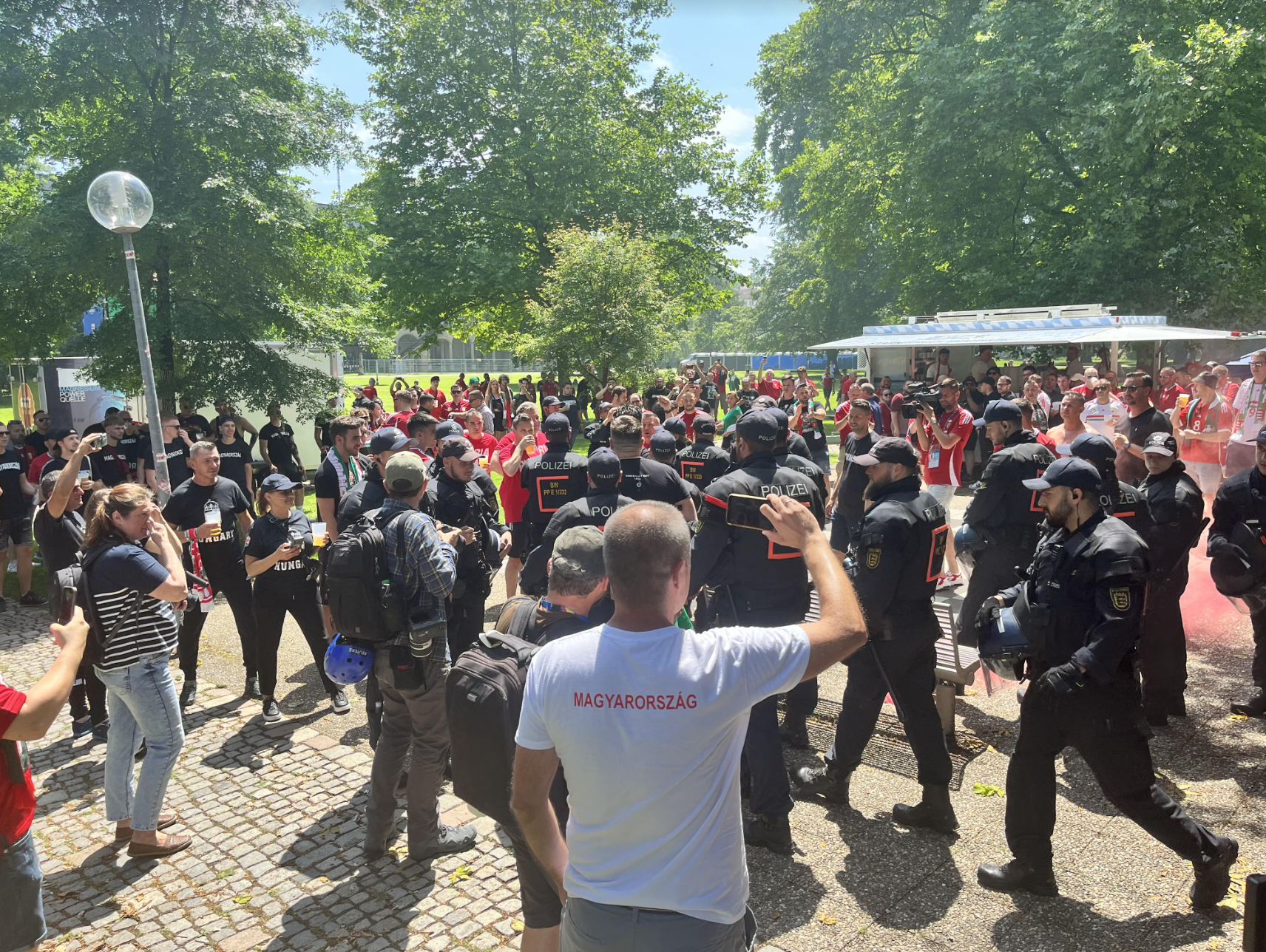Nem unatkoztak a magyar konzulok, 27 szurkolóval szemben indított eljárást a német rendőrség