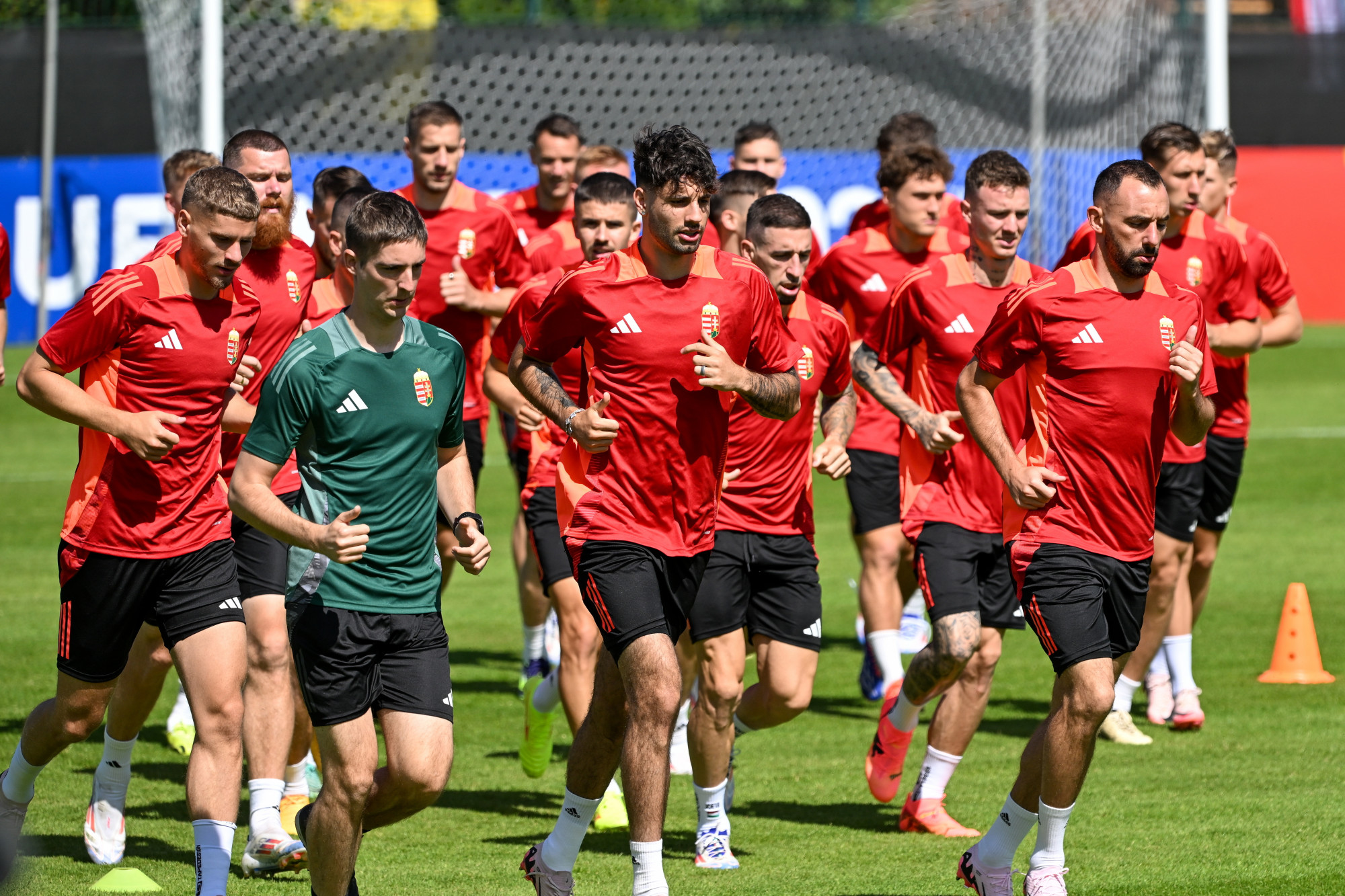 A németországi labdarúgó Európa-bajnokságon részt vevõ magyar válogatott edzése Weiler-Simmerbergben 2024. június 18-án