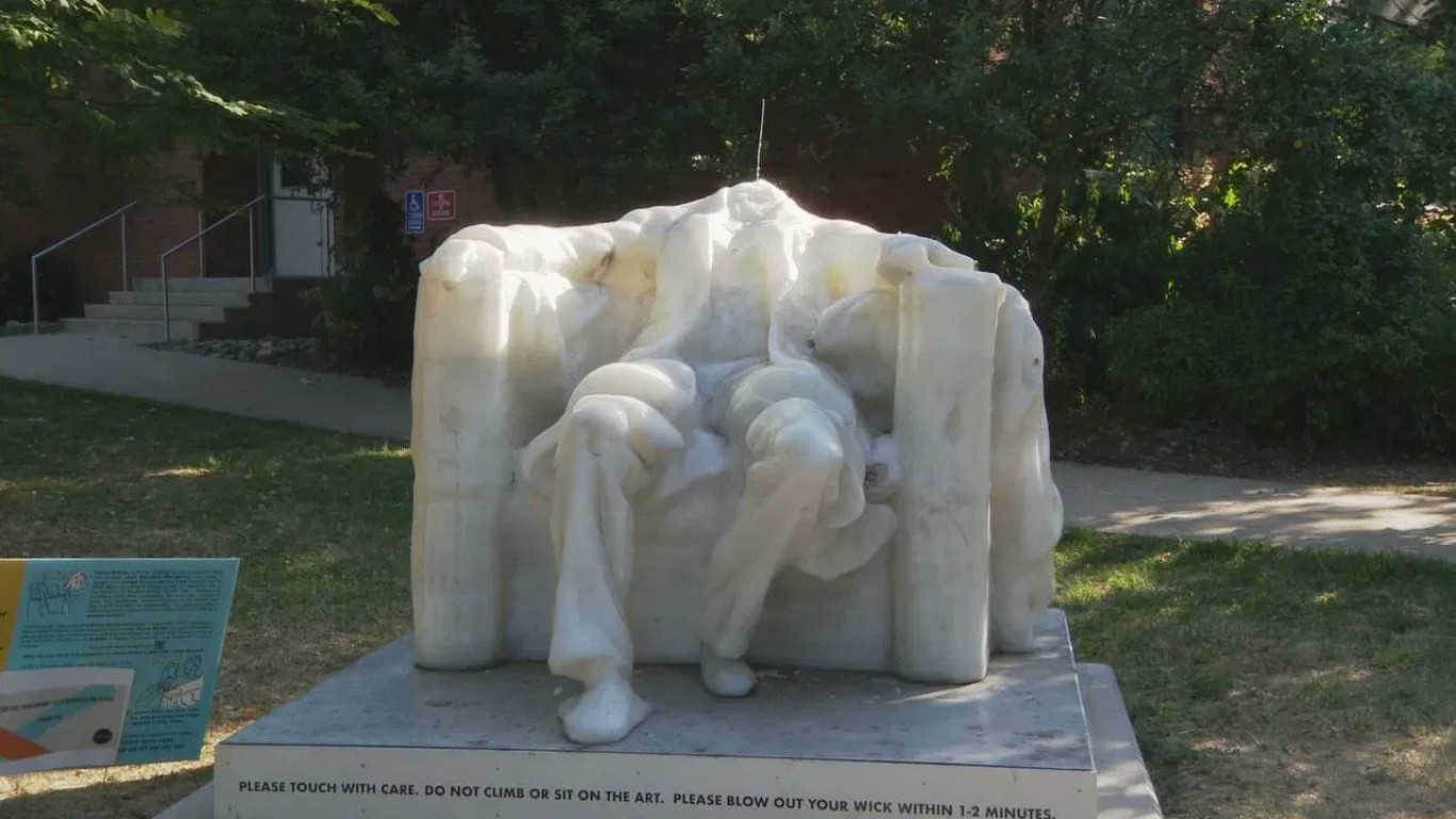 Akkora a hőség Amerikában, hogy megolvadt Lincoln viaszszobra