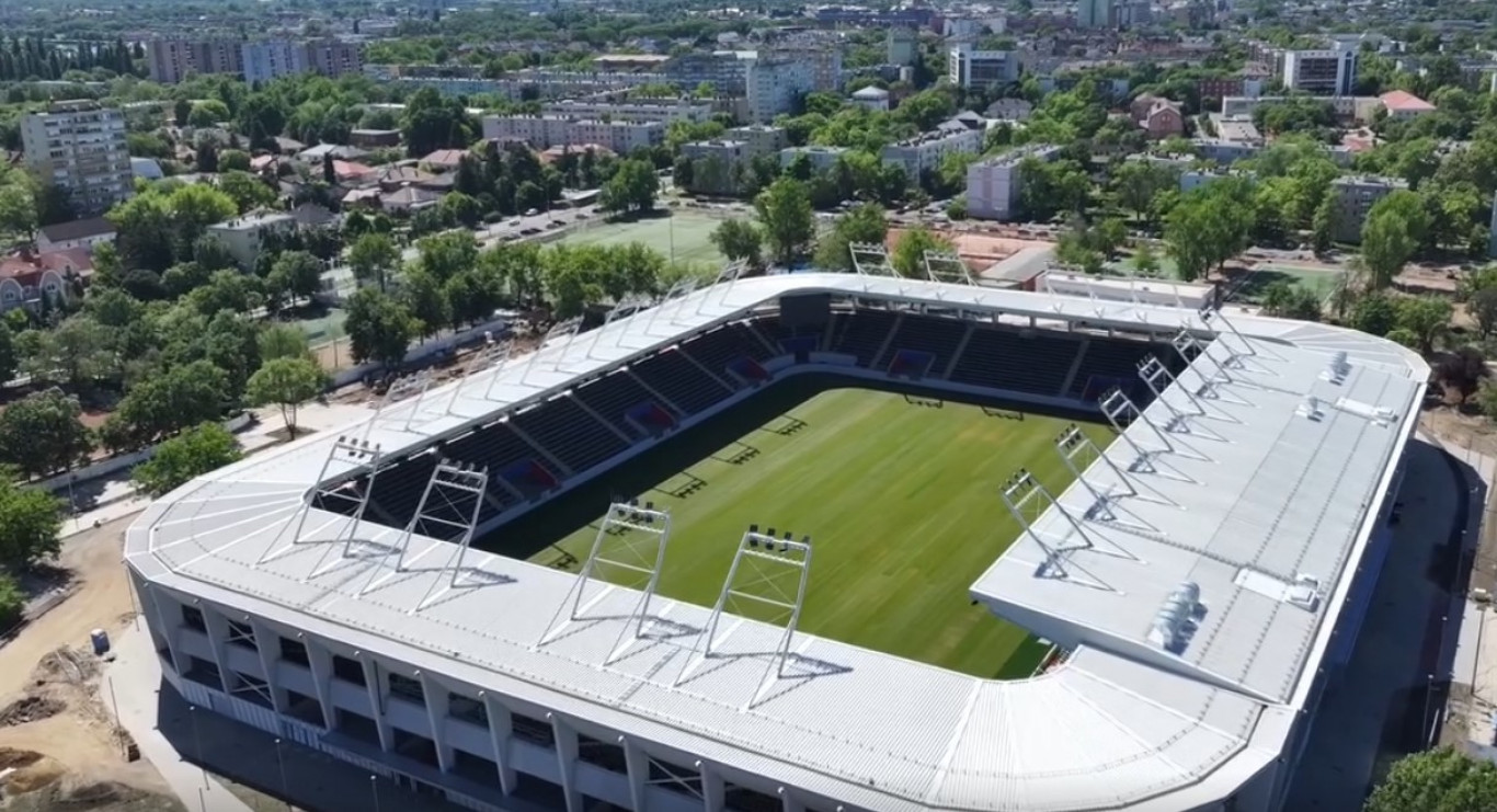 Már majdnem készen van a nyíregyházi stadion, de még drágult 4 milliárddal