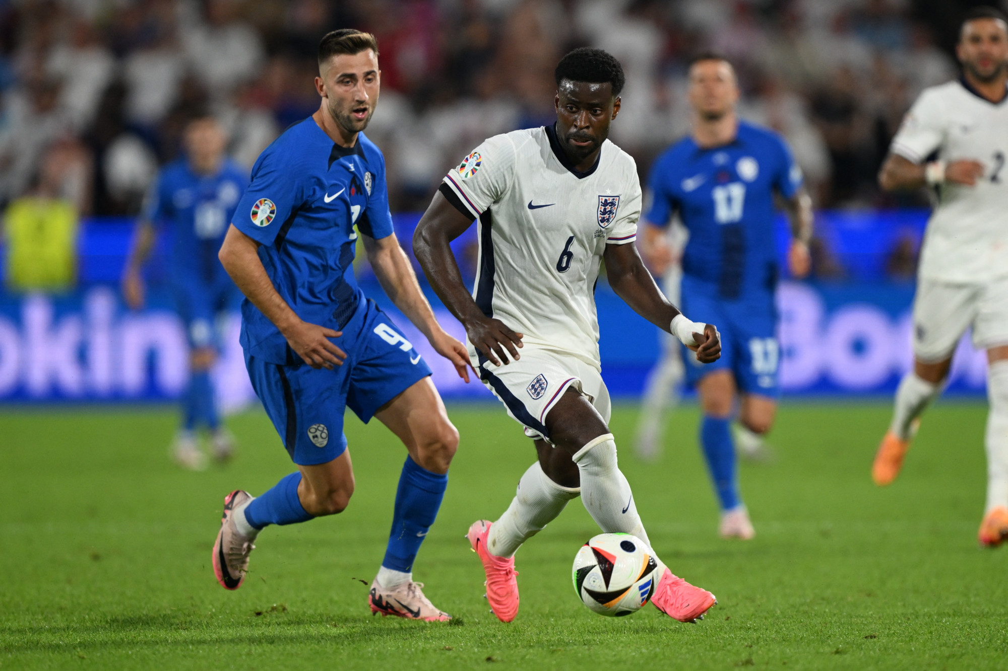 Anglia borzalmas meccsen játszott 0-0-t Szlovéniával