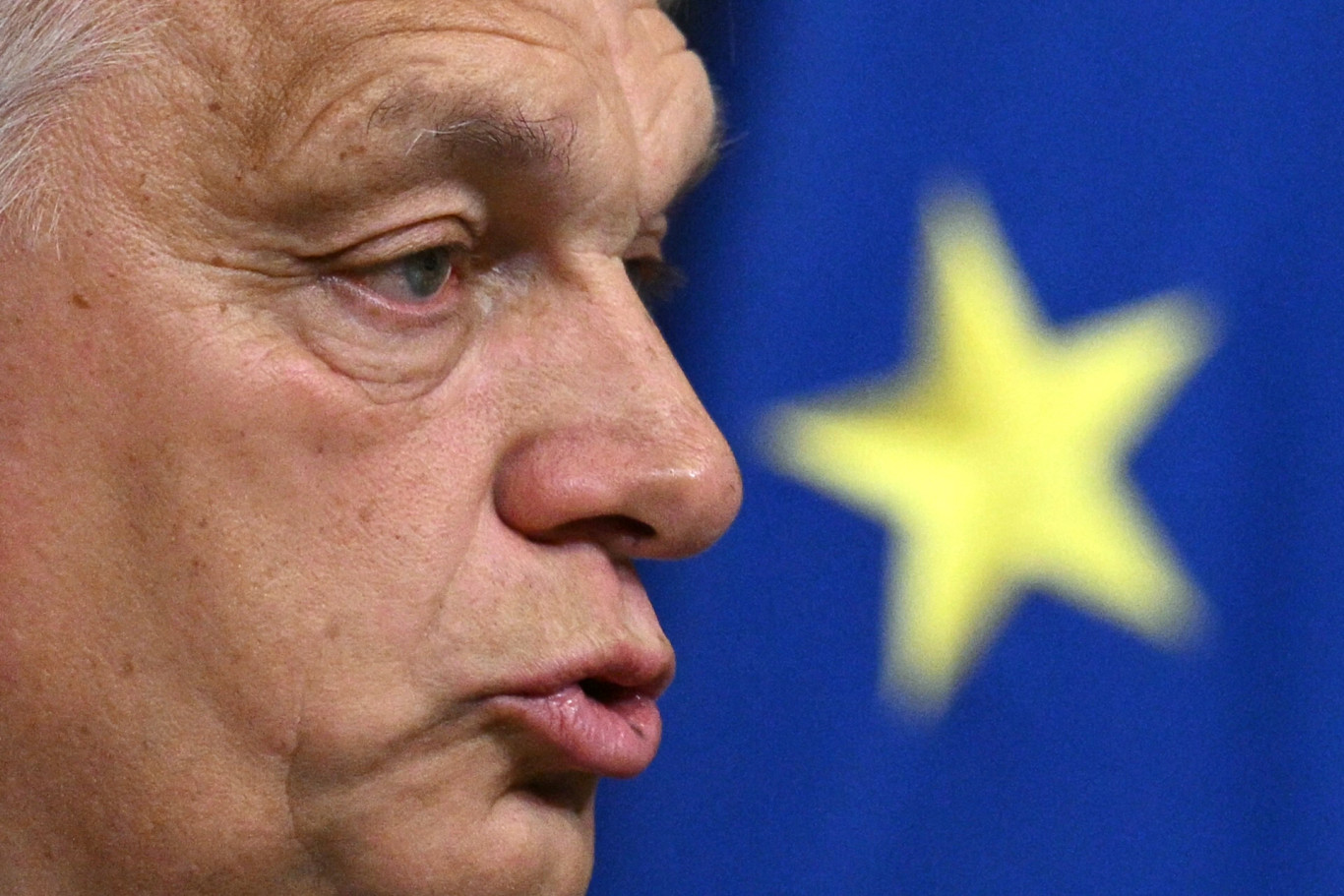 A közrádió riportere nem merte megkérdezni, hogy megy-e Orbán Moszkvába