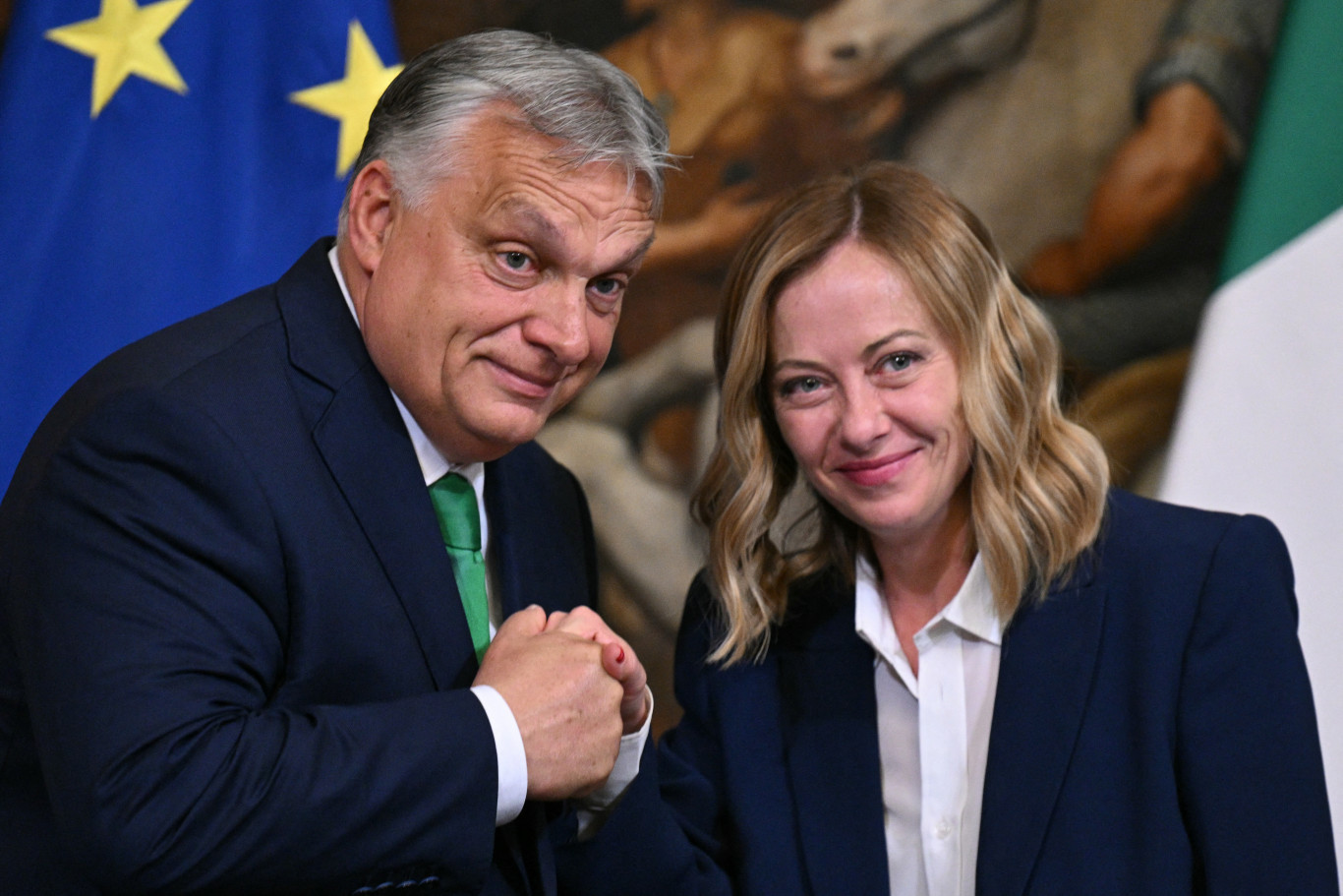 Az olasz külügy elítéli a lapjaik betiltását Oroszországban, a magyar külügy hallgat