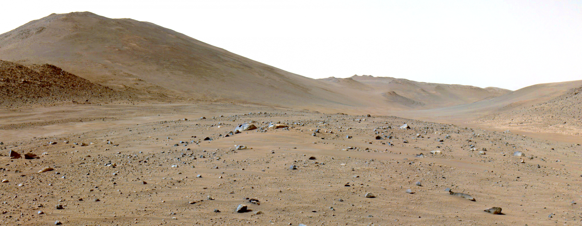 A Neretva Vallis látképe a fennsíkok felé a NASA Perseverance marsjárójának június közepi felvételén