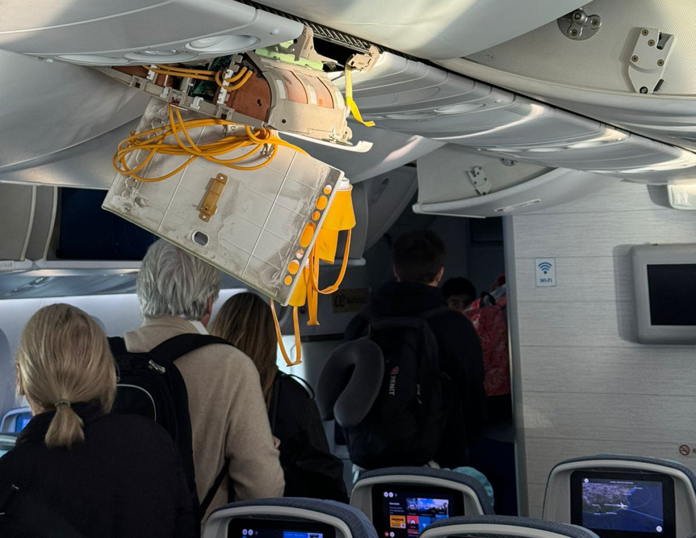 Harminc utas megsérült egy turbulenciába került gépen
