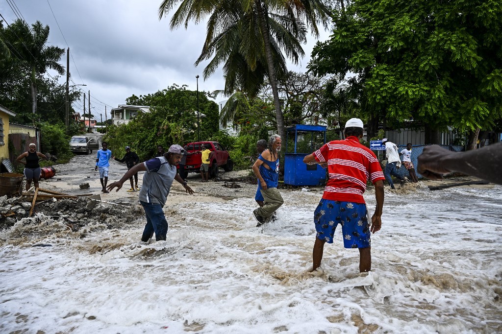 5-ös erősségű hurrikán tombol a Karib-térségben
