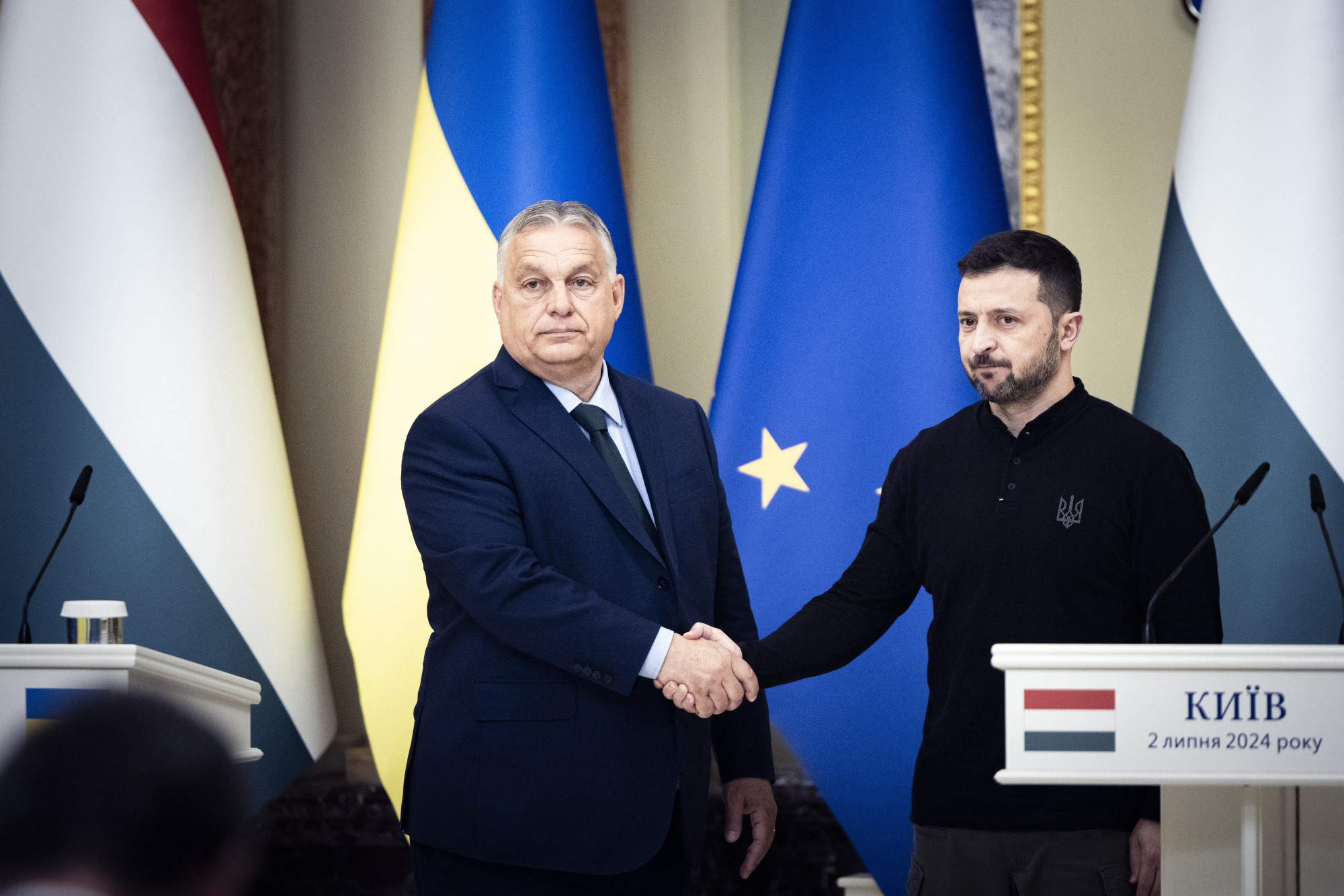 Orbán Viktor azonnali tűzszünetet javasolt Zelenszkijnek Kijevben, az ukrán elnök a beszédében kerülte ezt a témát