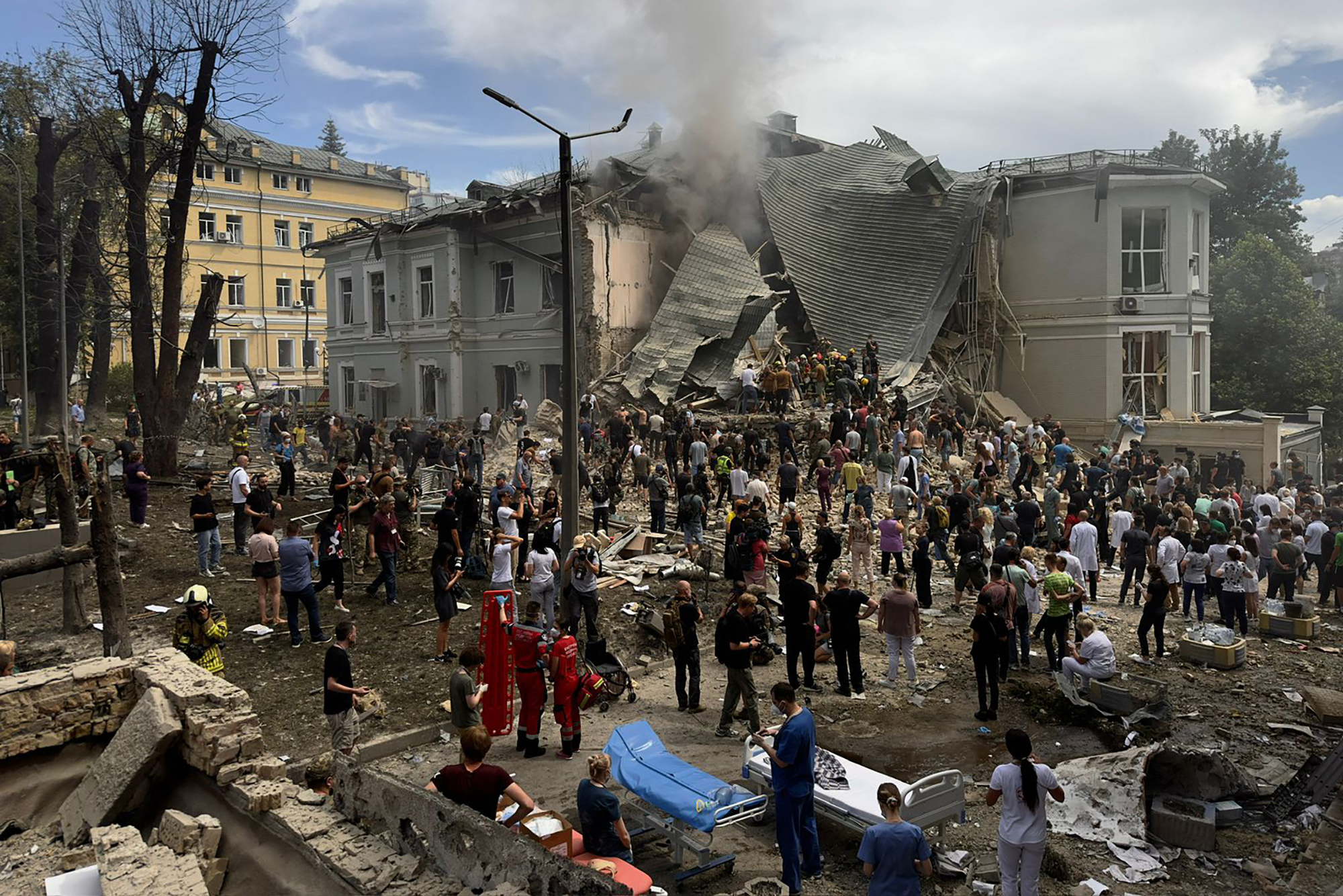 A bombatalálatot szenvedett kijevi gyermekkórház