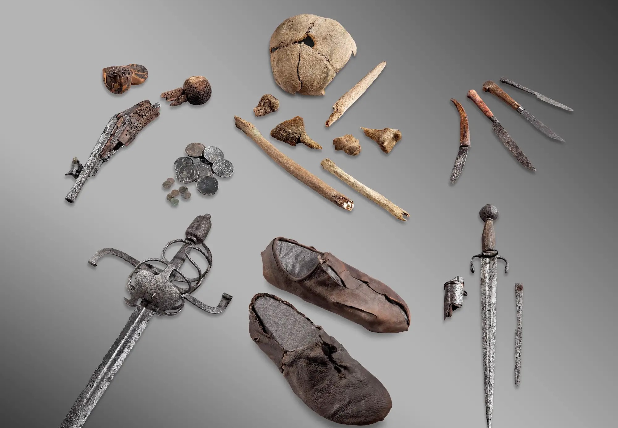 Ókori totemek és középkori fegyverek olvadnak ki a Svájci-Alpok gleccsereiből