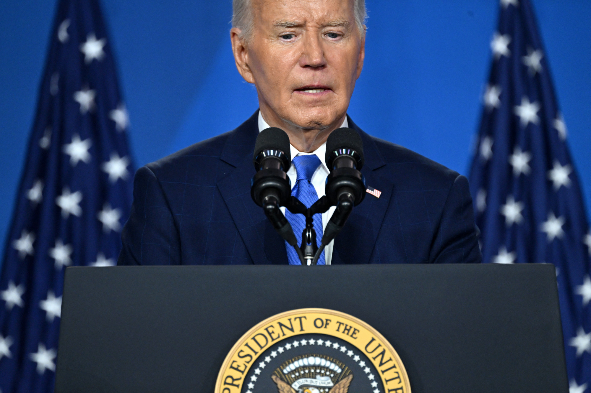 Biden népszerűsége nem ingott meg a katasztrofális szereplése után egy új felmérés szerint