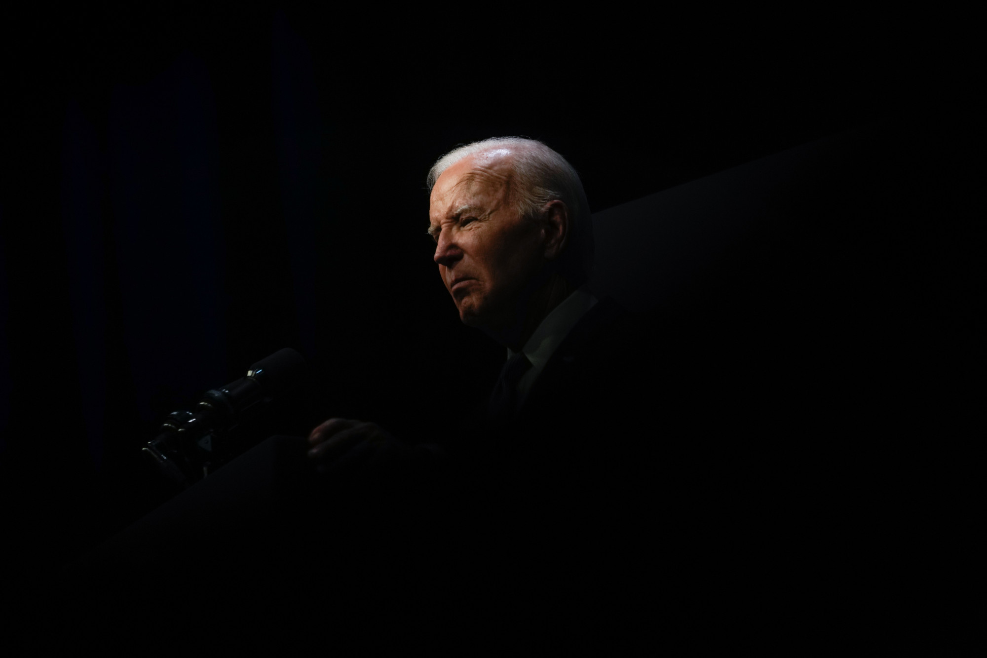 Egy drámai hétvége krónikája – így szállt ki Joe Biden az amerikai elnökválasztásból
