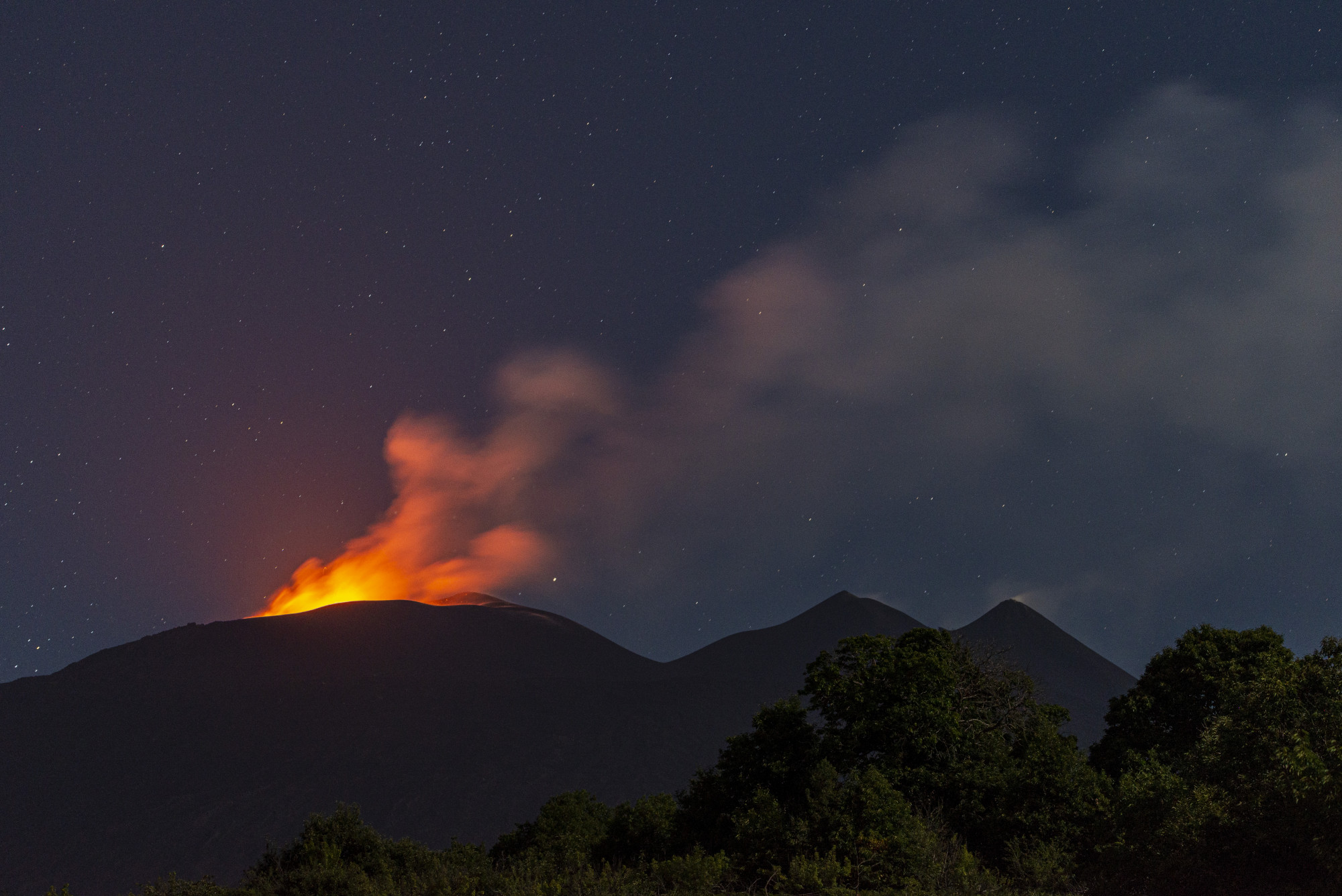 Kitört az Etna, összeomlott a szicíliai légiforgalom
