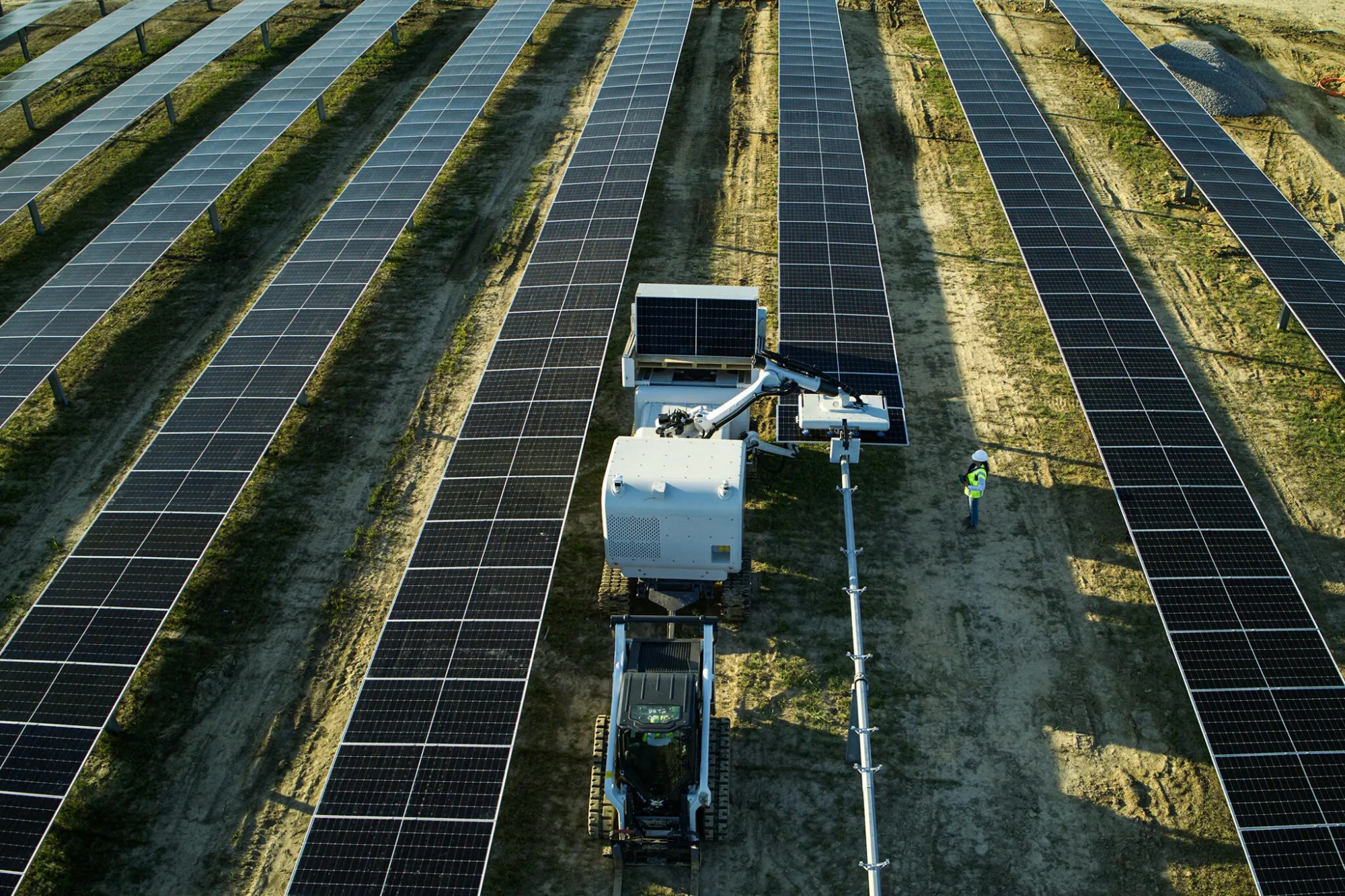 Napelem-telepítő robotot mutatott be egy amerikai energiavállalat