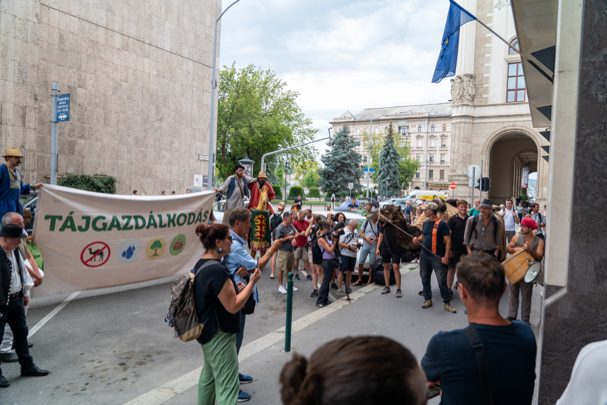 A Zöld Gerilla Mozgalom demonstrációja az Agrárminisztérium előtt 2024. augusztus 1-én