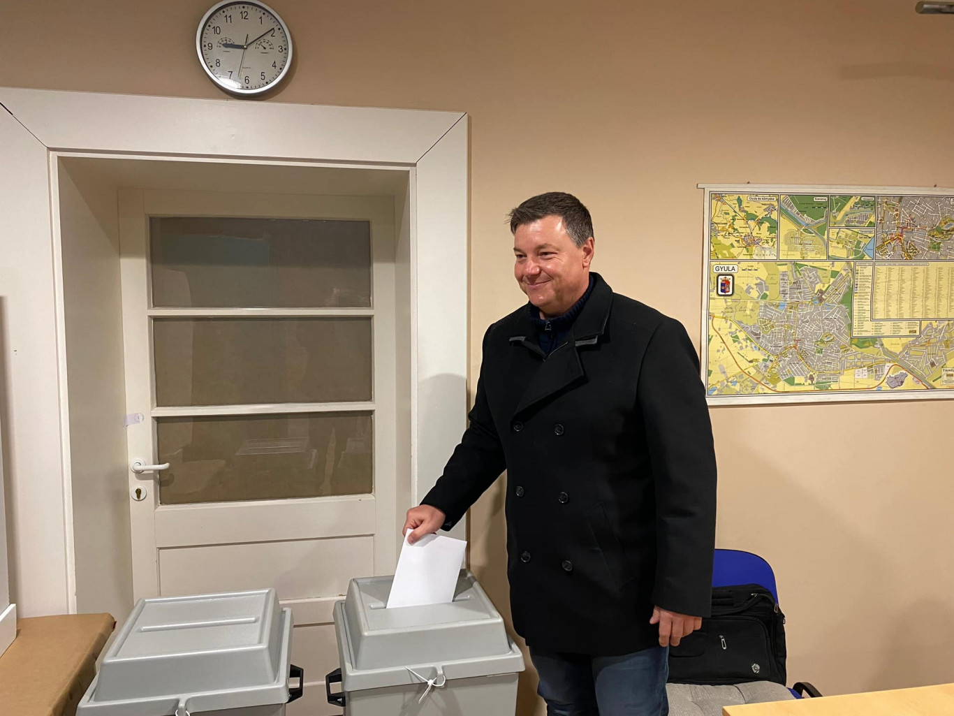 A DK-ból kizárt Leel-Őssy Gábor megalapította a Duna Pártot
