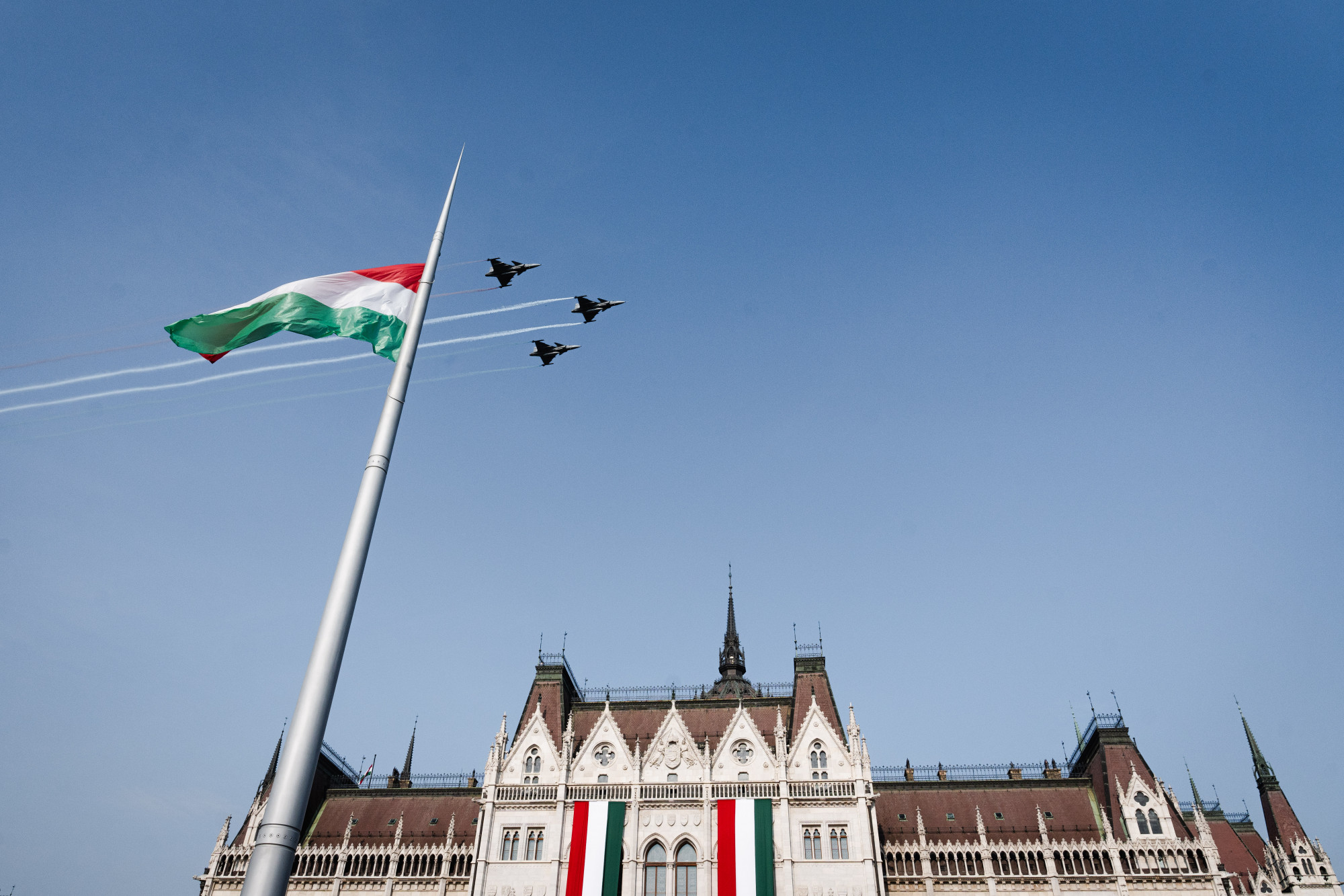 Másodszor engedi át Orbán Viktor Magyar Péternek augusztus 20-át