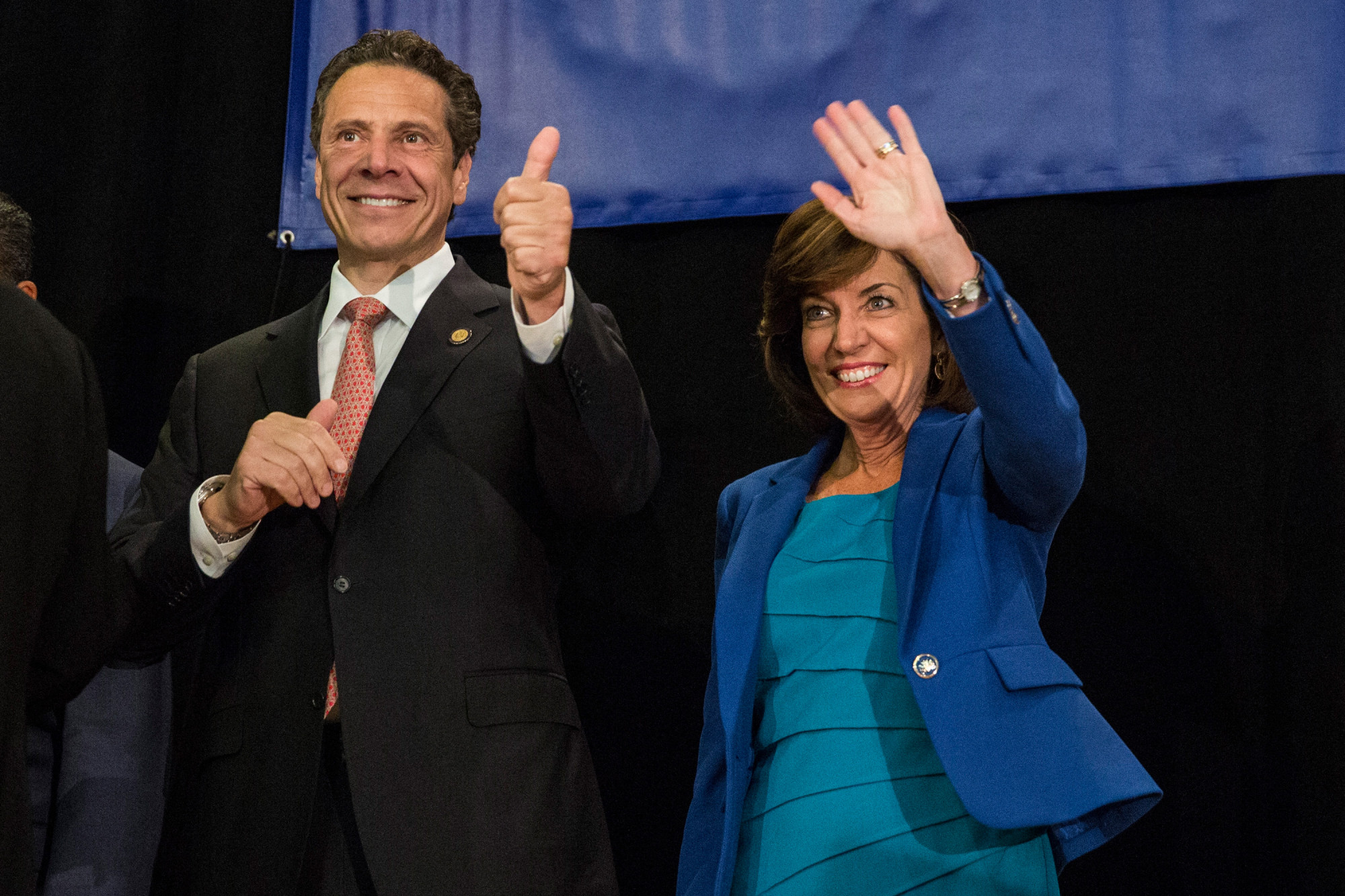 Andrew Cuomo és Kathy Hochul együtt kampányolnak még 2014-ben.