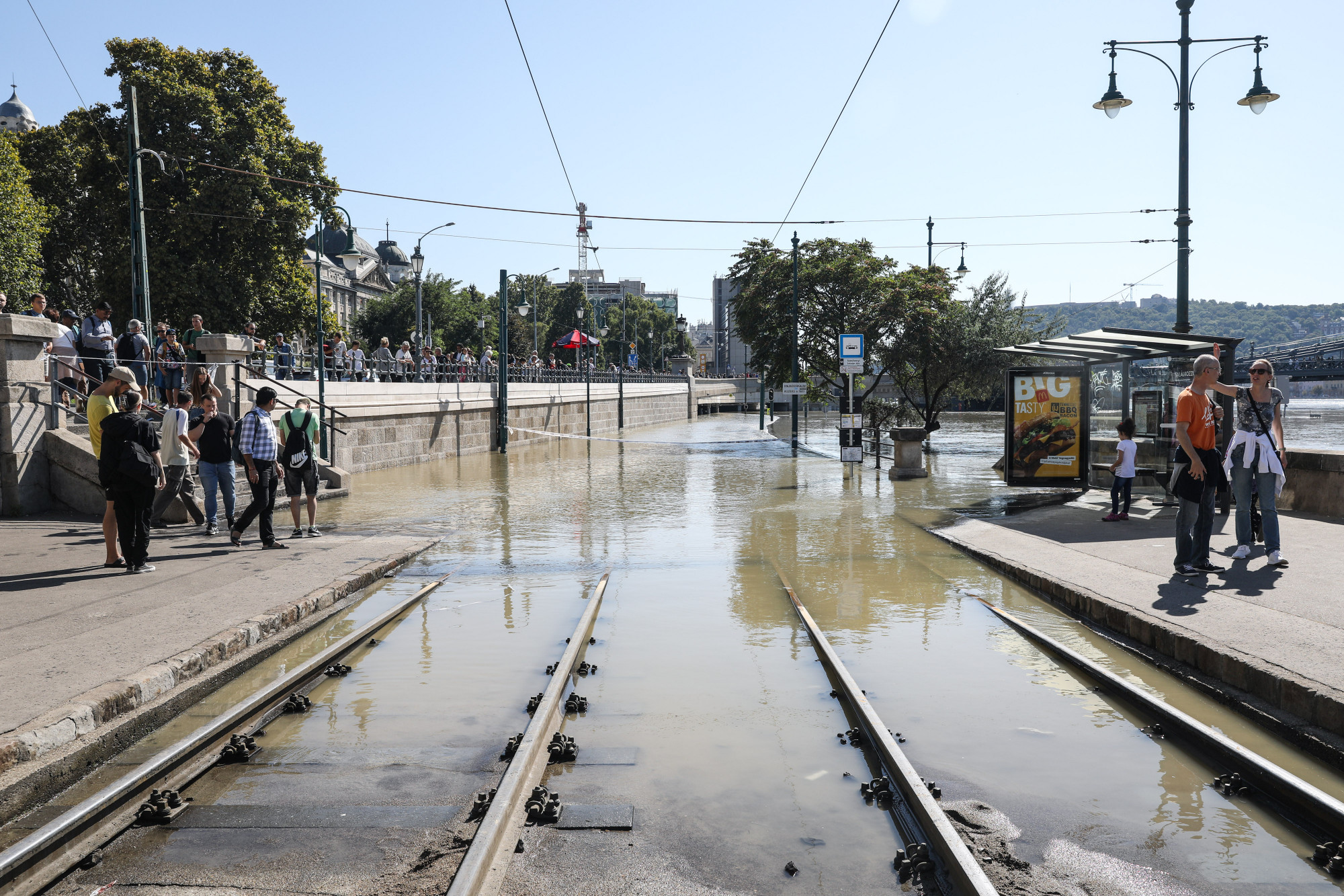 Duna tetőzés árvíz Budapest