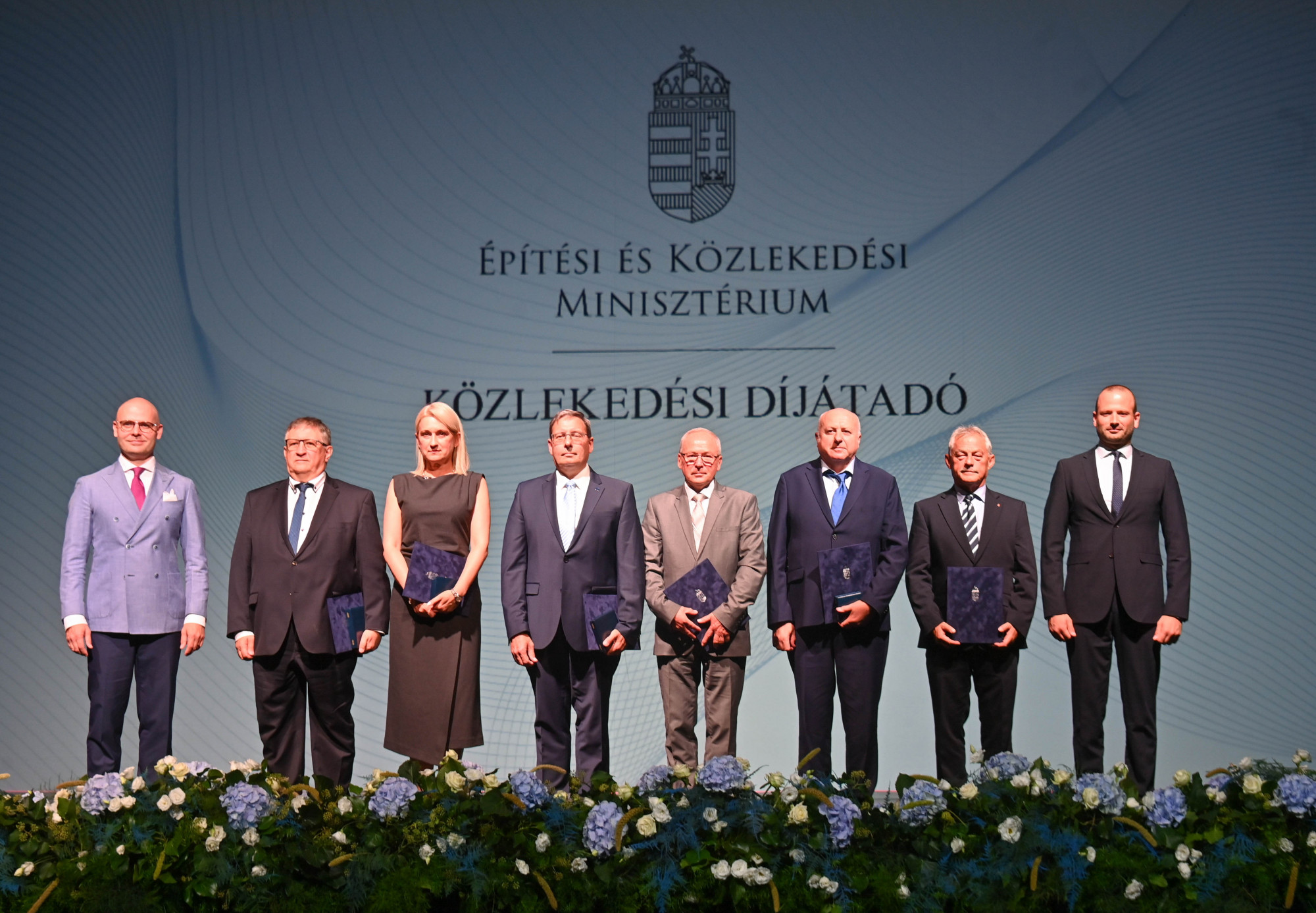 A közlekedés területén kiemelkedő színvonalú munkát végző díjazottak