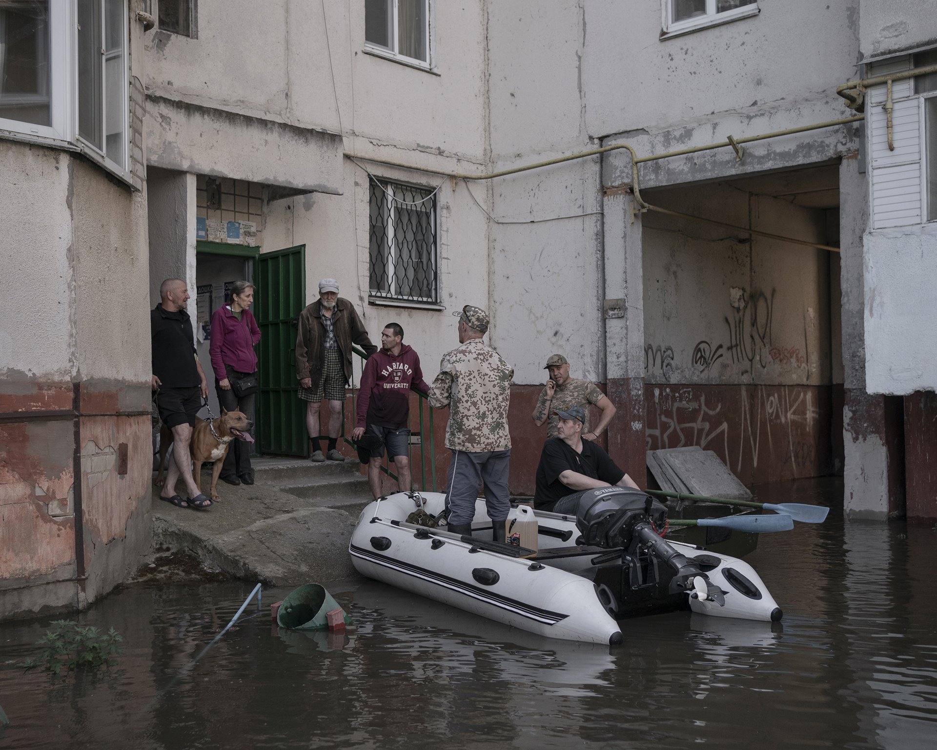 Johanna Maria Fritz: Kakhovka Dam: Flood in a War Zone (részlet a sorozatból)